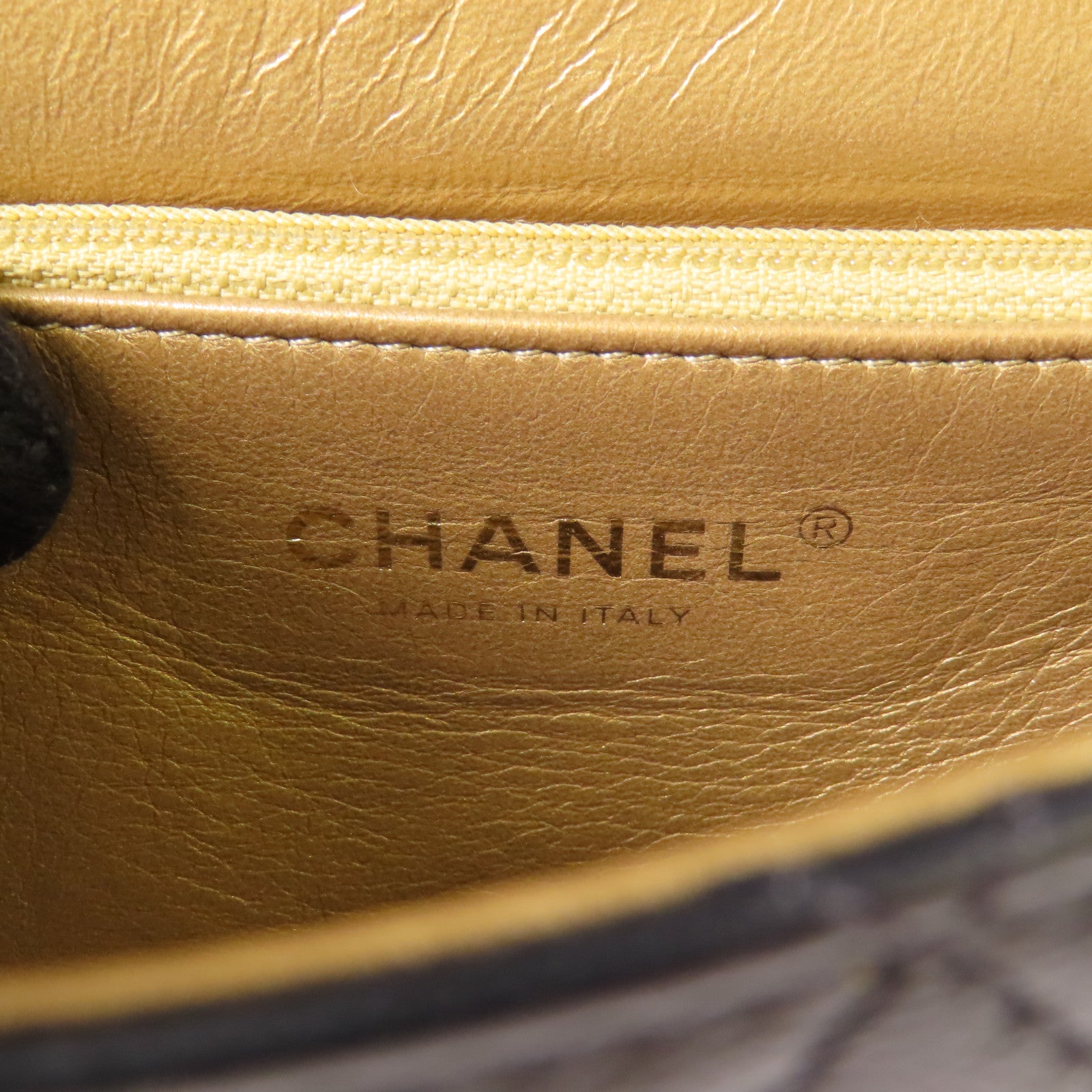 CHANEL 牛皮皮革Chain Shoulder金扣鏈帶肩背袋