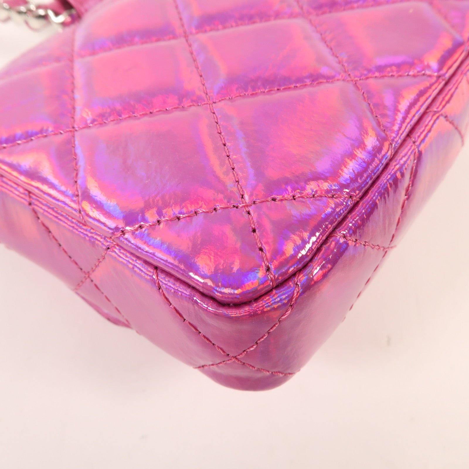 CHANEL 漆皮皮革Handbag銀扣手挽袋