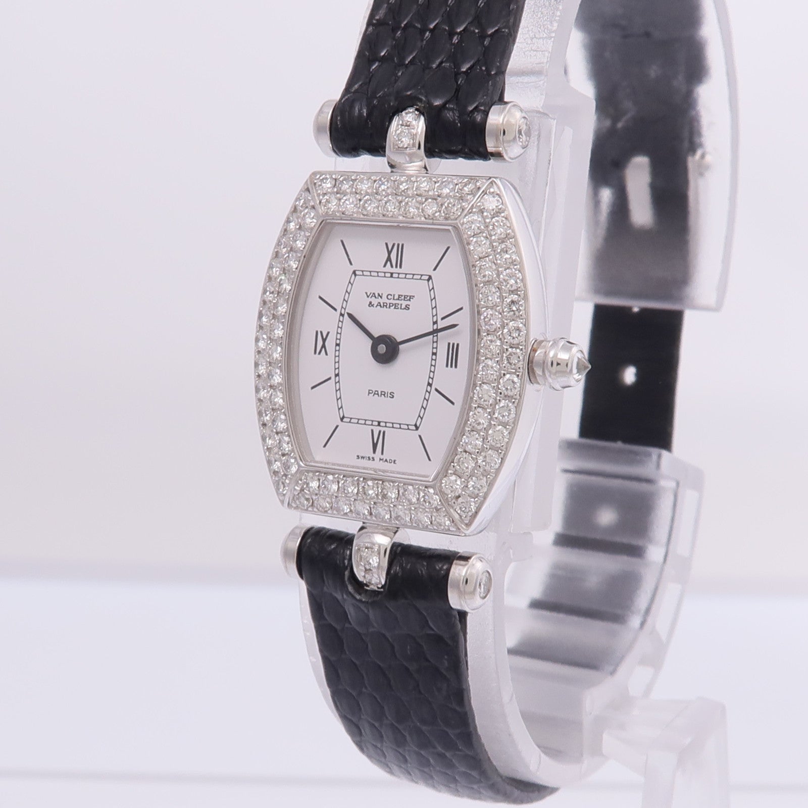 Van Cleef & Arpels Classique Tonneau 322968