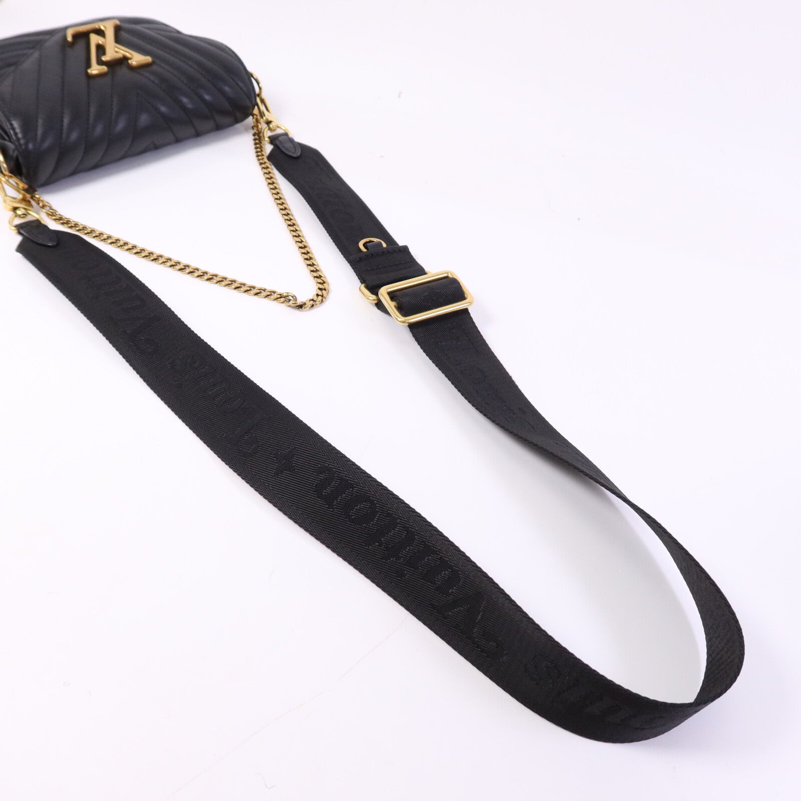 LOUIS VUITTON 牛皮皮革New Wave金扣手挽肩背兩用袋