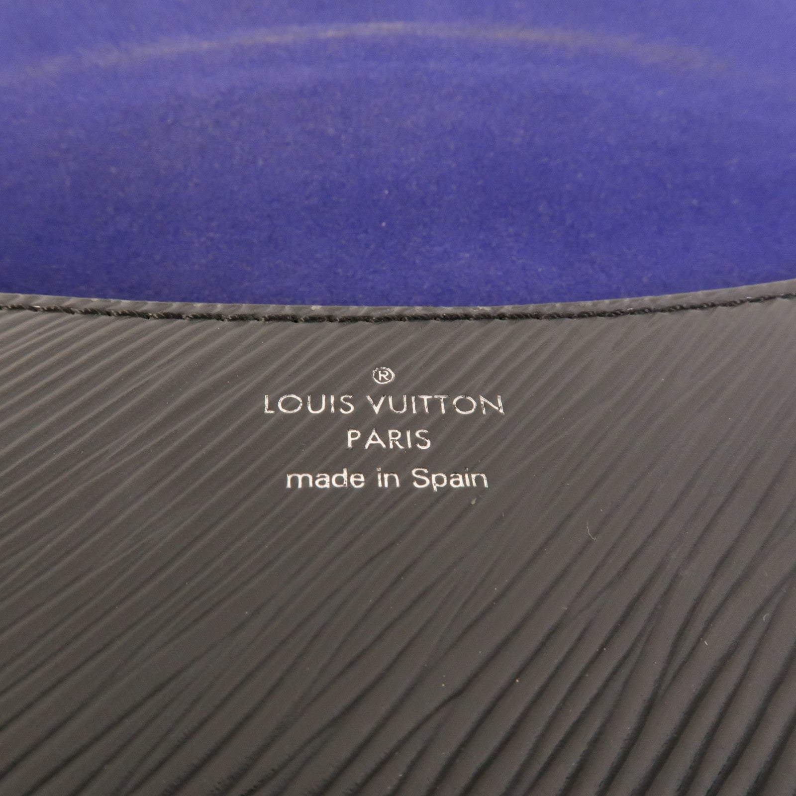 LOUIS VUITTON Epi Buci銀扣肩背袋