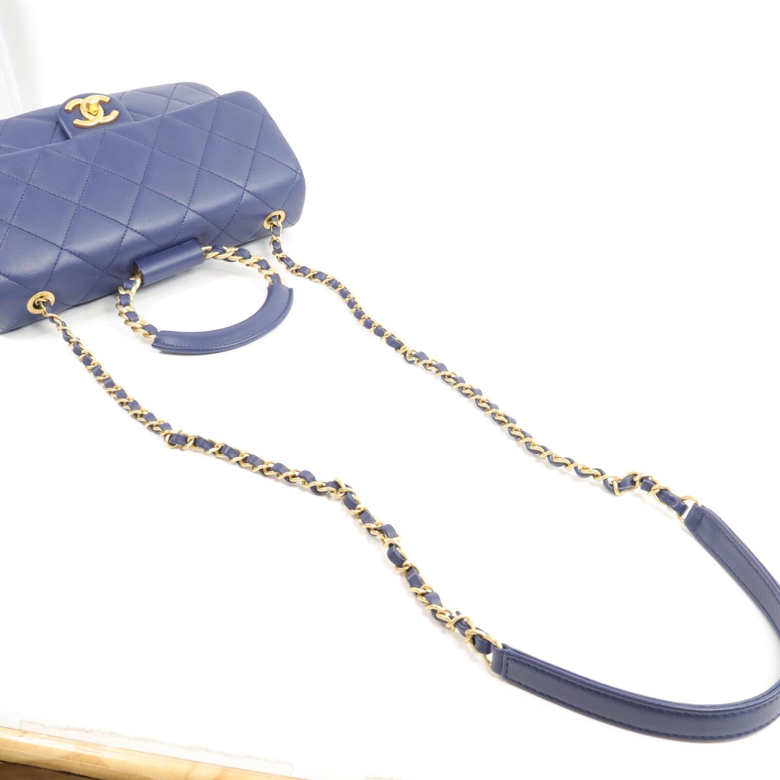 CHANEL 羊皮皮革Classic Flap With Handle手挽肩背兩用袋