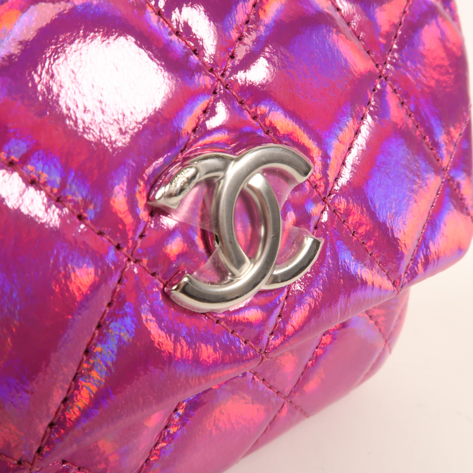 CHANEL 漆皮皮革Handbag銀扣手挽袋