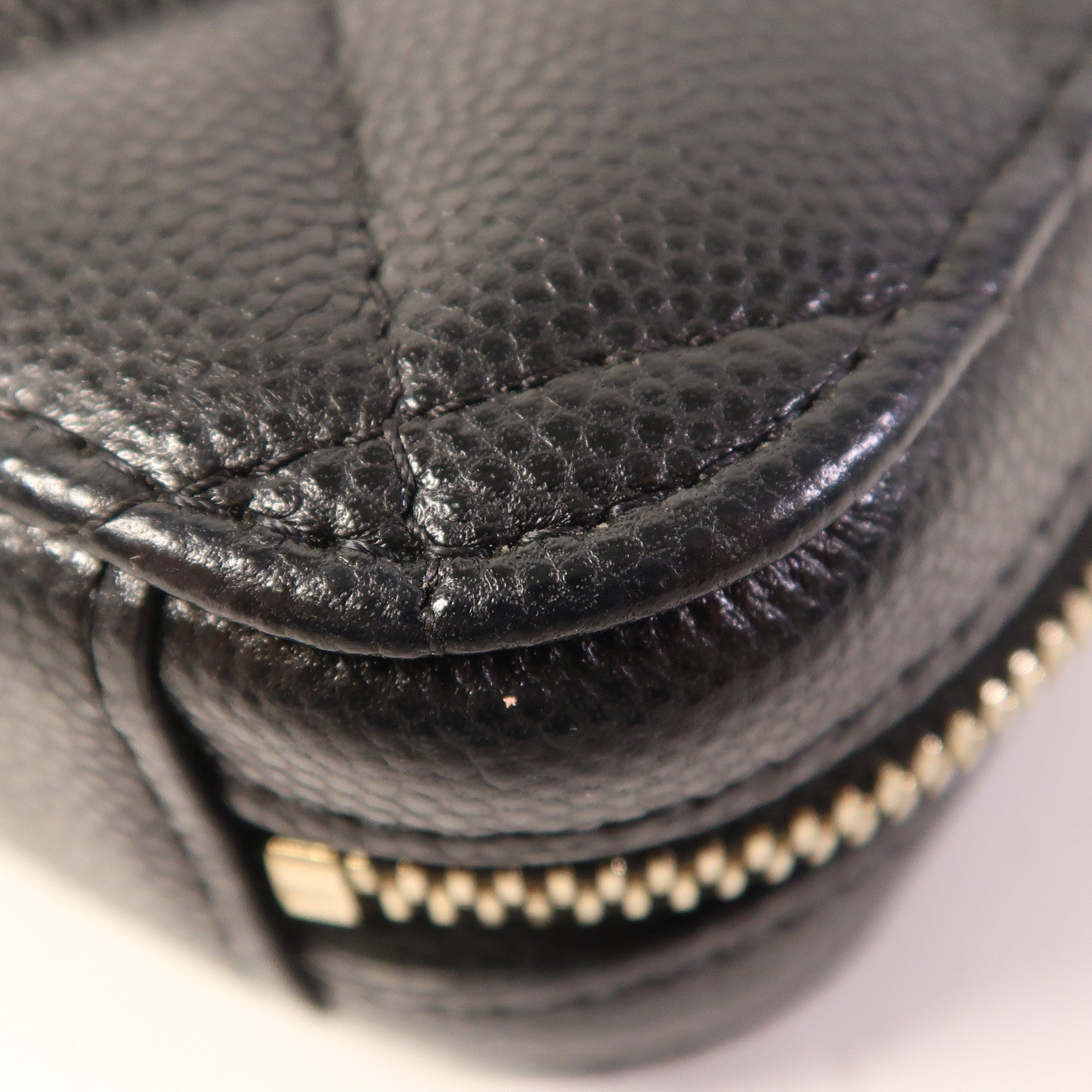 CHANEL 牛皮皮革Chain Shoulder金扣鏈帶肩背袋