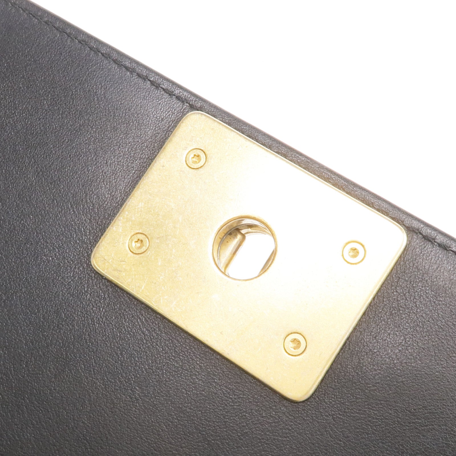 CHANEL 羊皮皮革Boy 20金扣鏈帶肩背袋