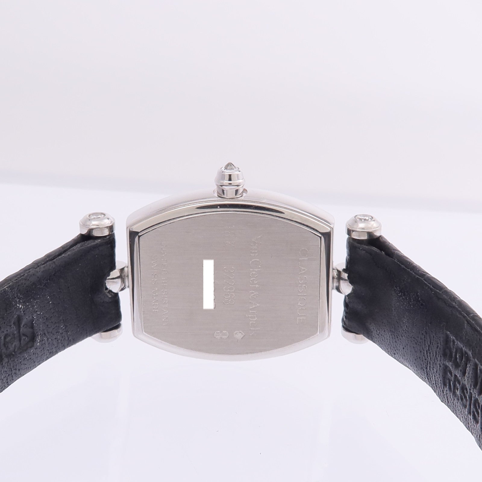 Van Cleef & Arpels Classique Tonneau 322968
