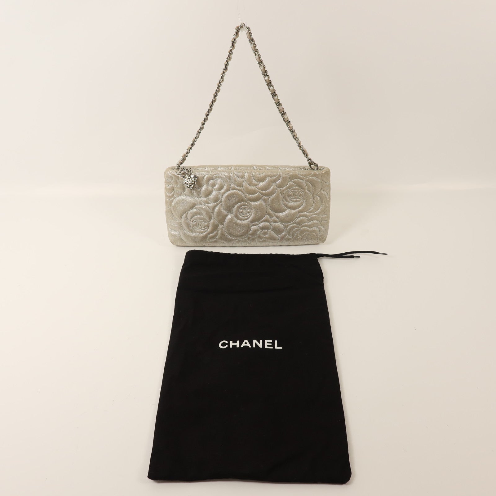 CHANEL 【激減優惠】羊皮皮革Cameolla Flower Pouch銀扣鏈帶肩背袋