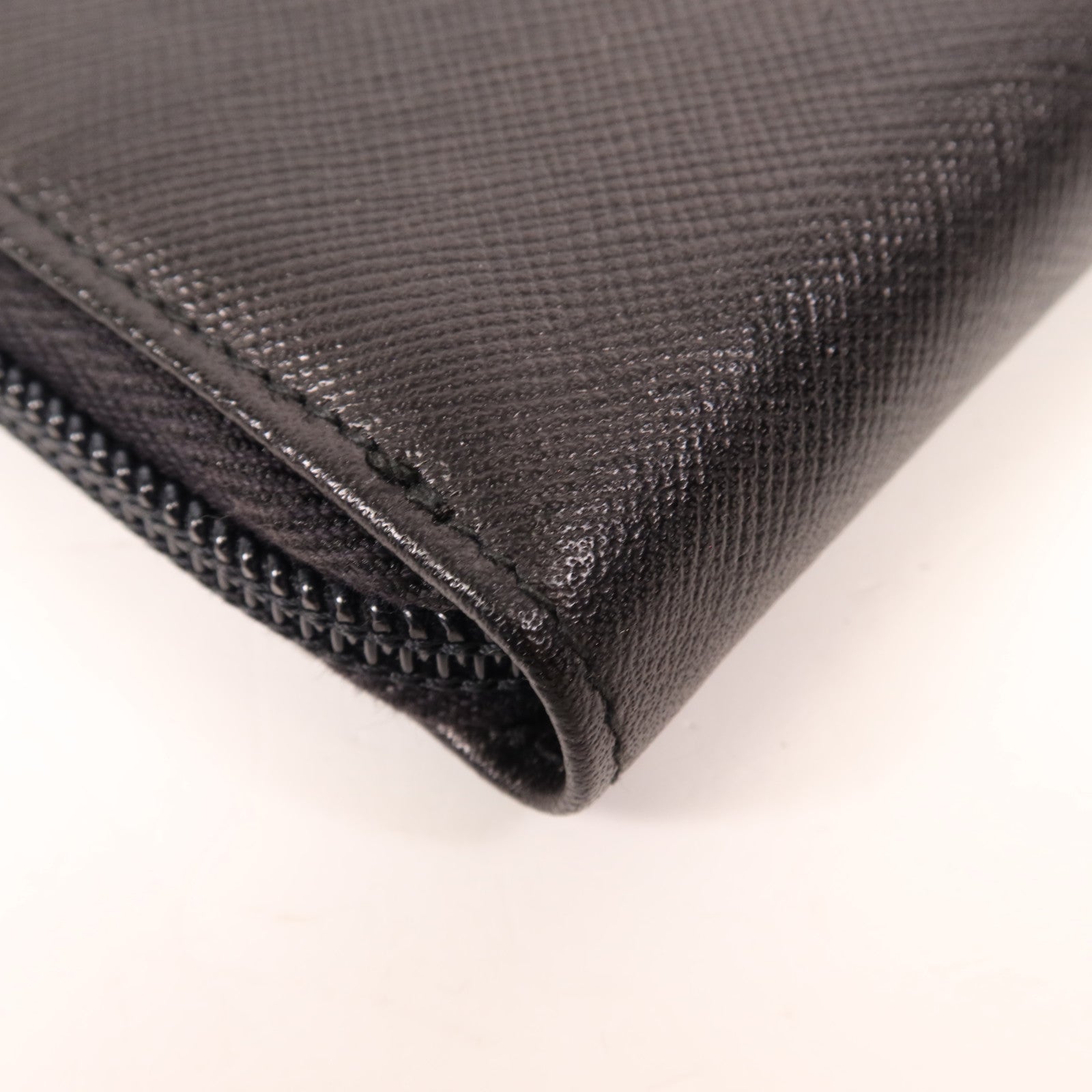 PRADA 牛皮皮革Zipped Wallet銀扣錢包