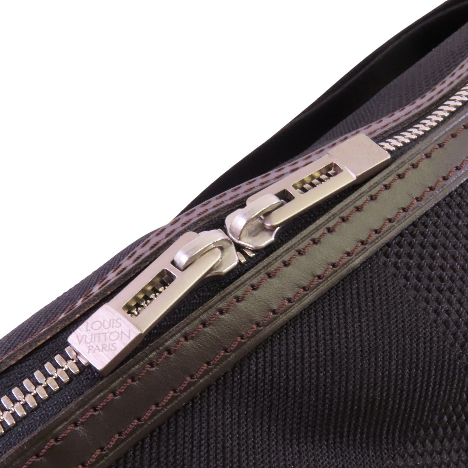 LOUIS VUITTON Damier Geant Explorateur銀扣肩肩背袋