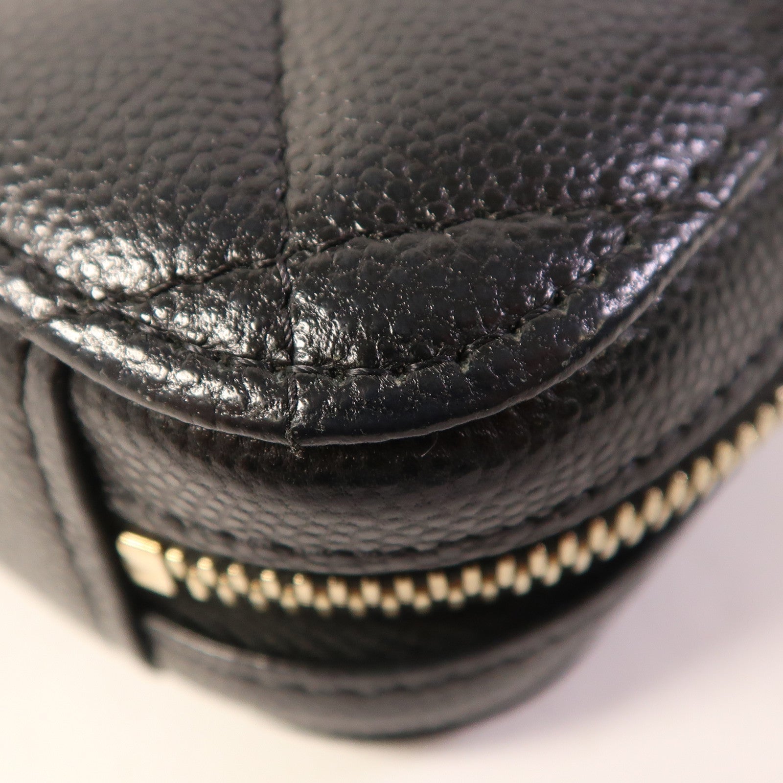 CHANEL 牛皮皮革Chain Shoulder金扣鏈帶肩背袋