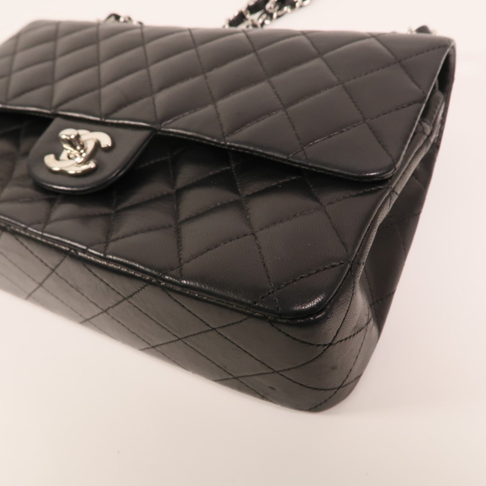 CHANEL 羊皮皮革Classic 25銀扣鏈帶肩背袋