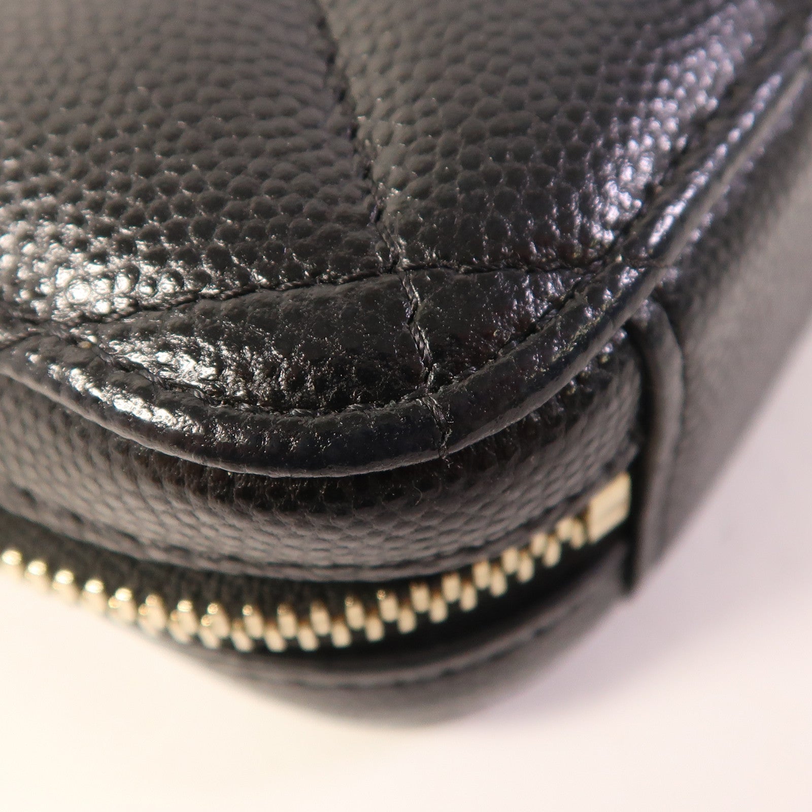 CHANEL 牛皮皮革Chain Shoulder金扣鏈帶肩背袋