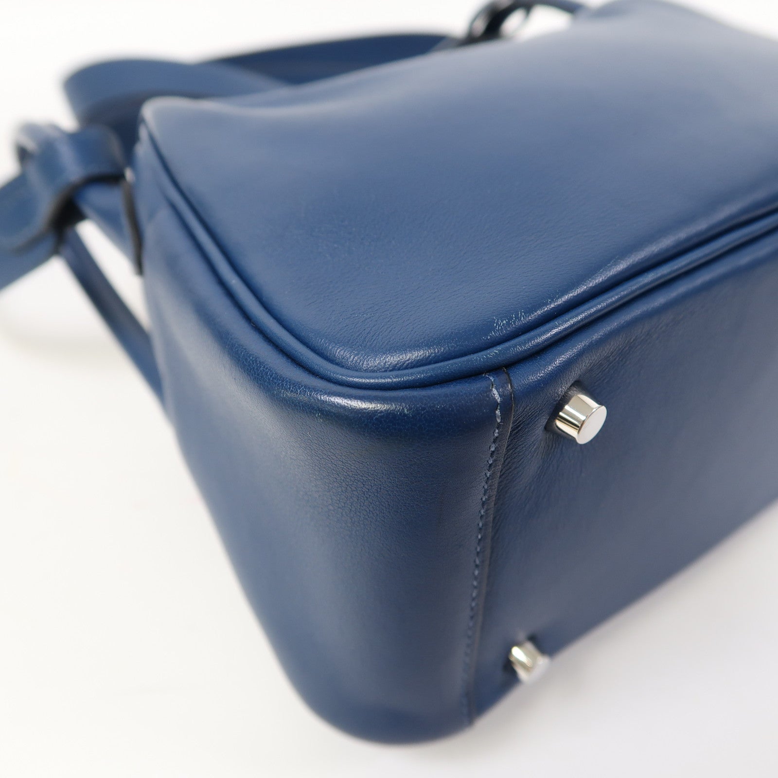 HERMES Swift皮革Mini Lindy銀扣手挽肩背兩用袋Bleu Saphir/寶石藍色