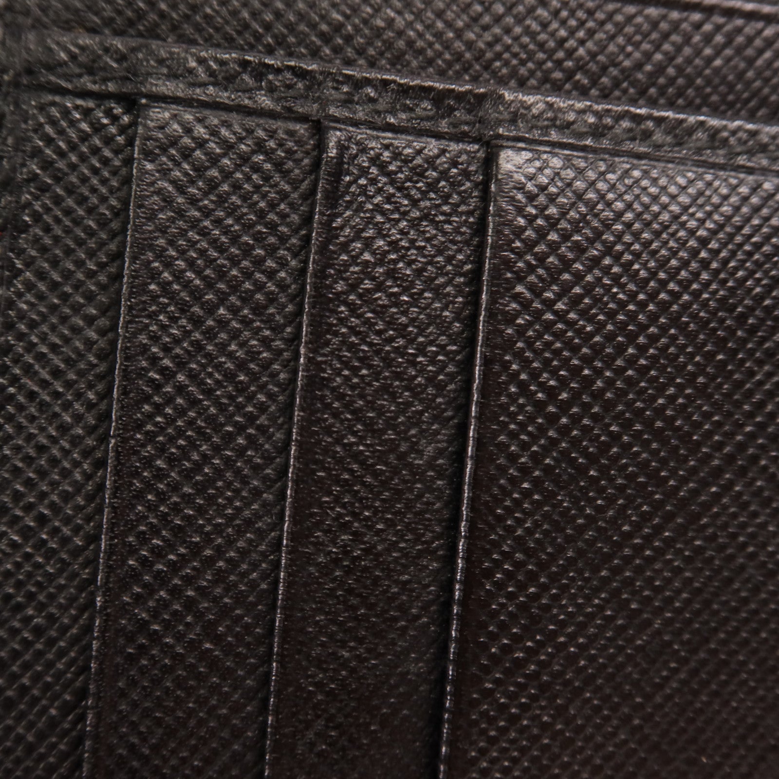 PRADA 牛皮皮革Zipped Wallet銀扣錢包