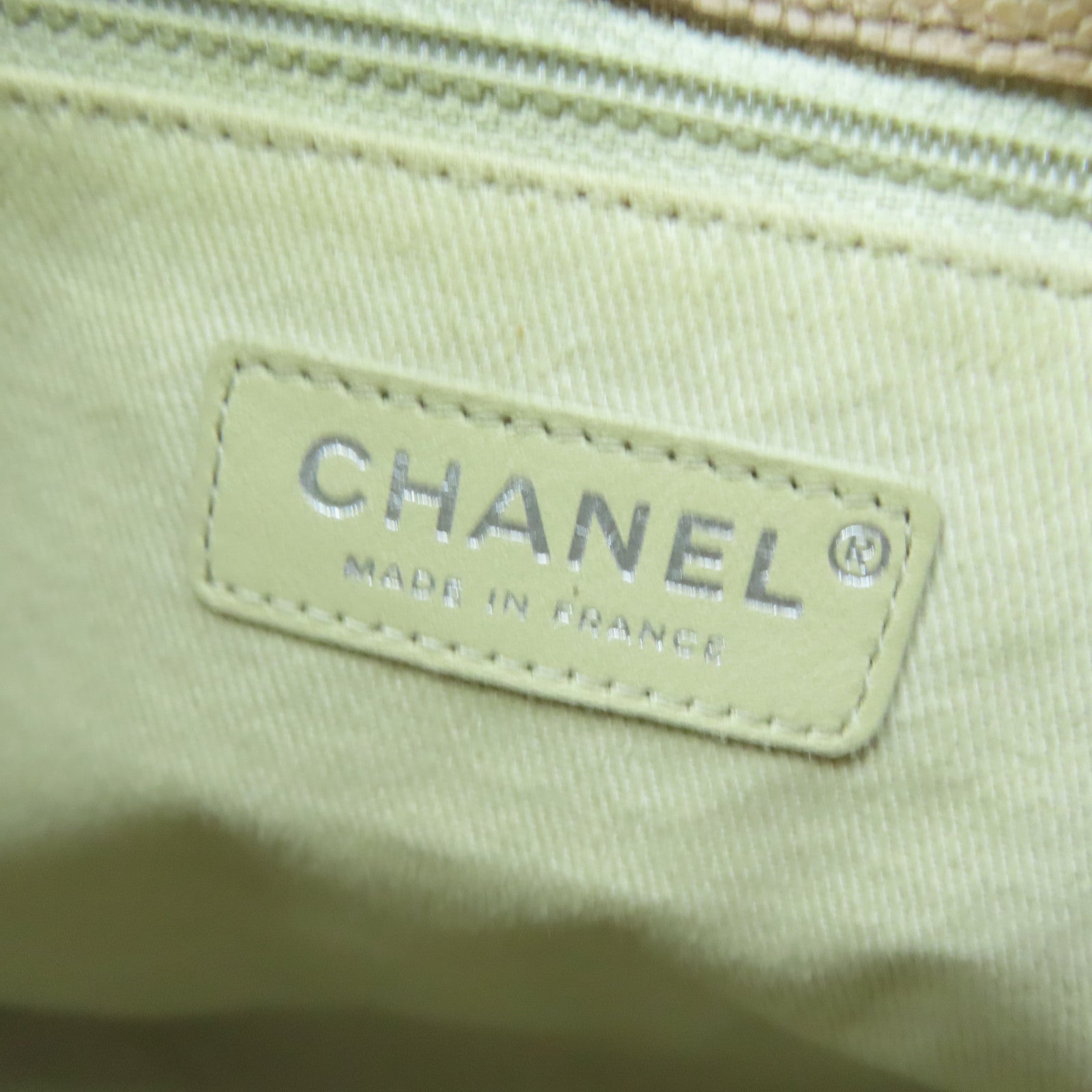 CHANEL cowhide leather Handbag silver buckle chain shoulder shoulder bag brown