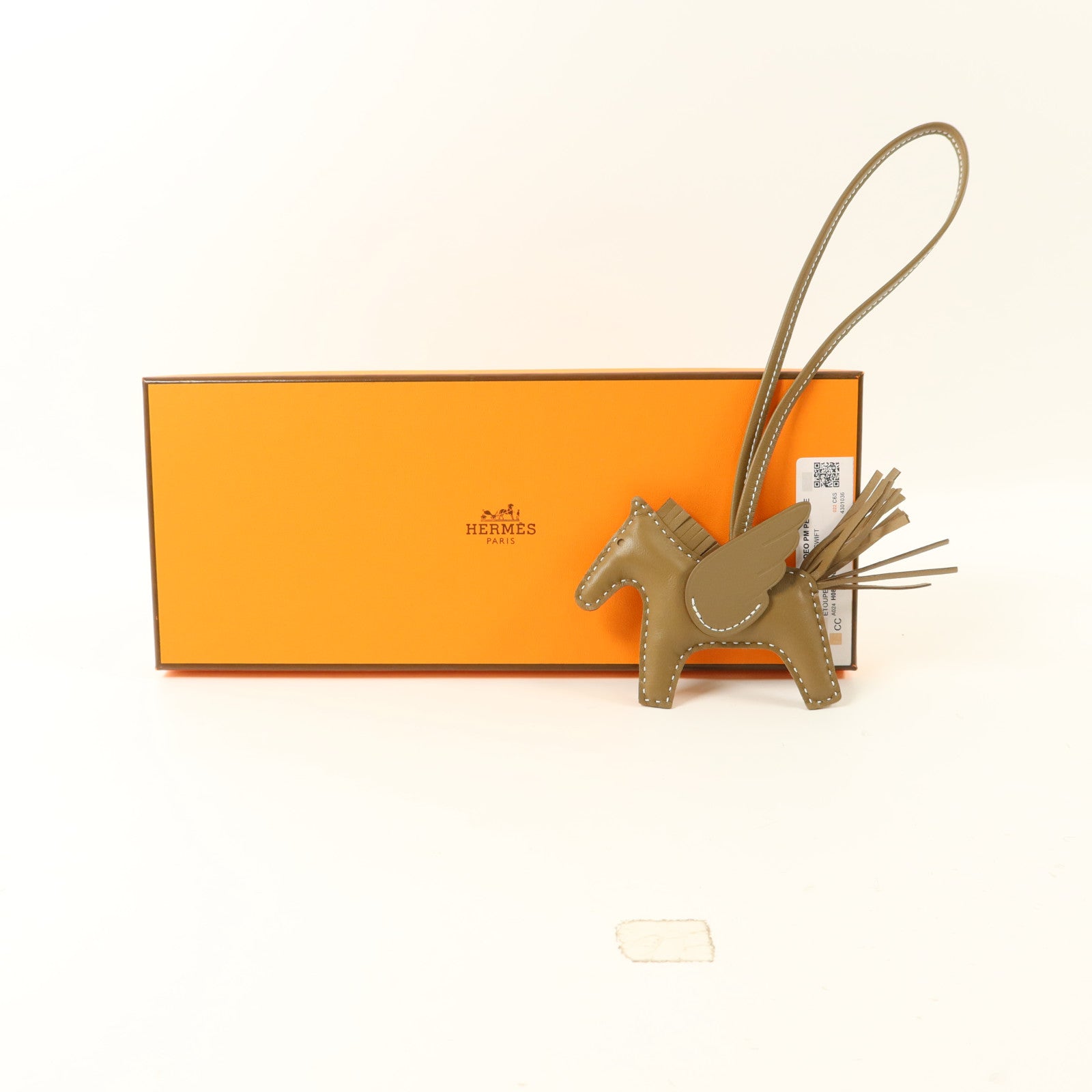 HERMES Milo/Swift皮革Rodeo Pegase PM掛飾Etoupe
