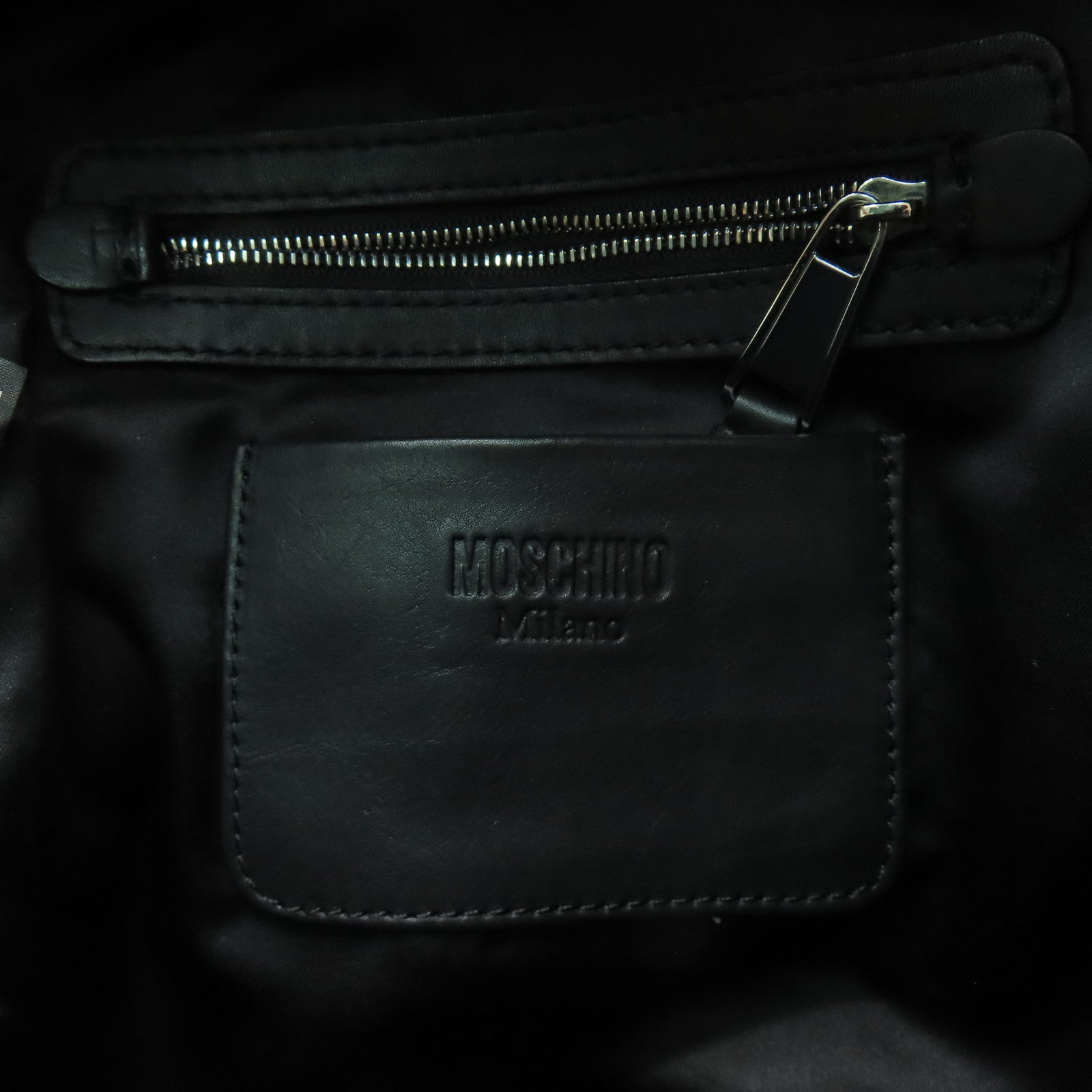 MOSCHINO 【清倉大減價】塗層帆布Backpack銀扣背包多色