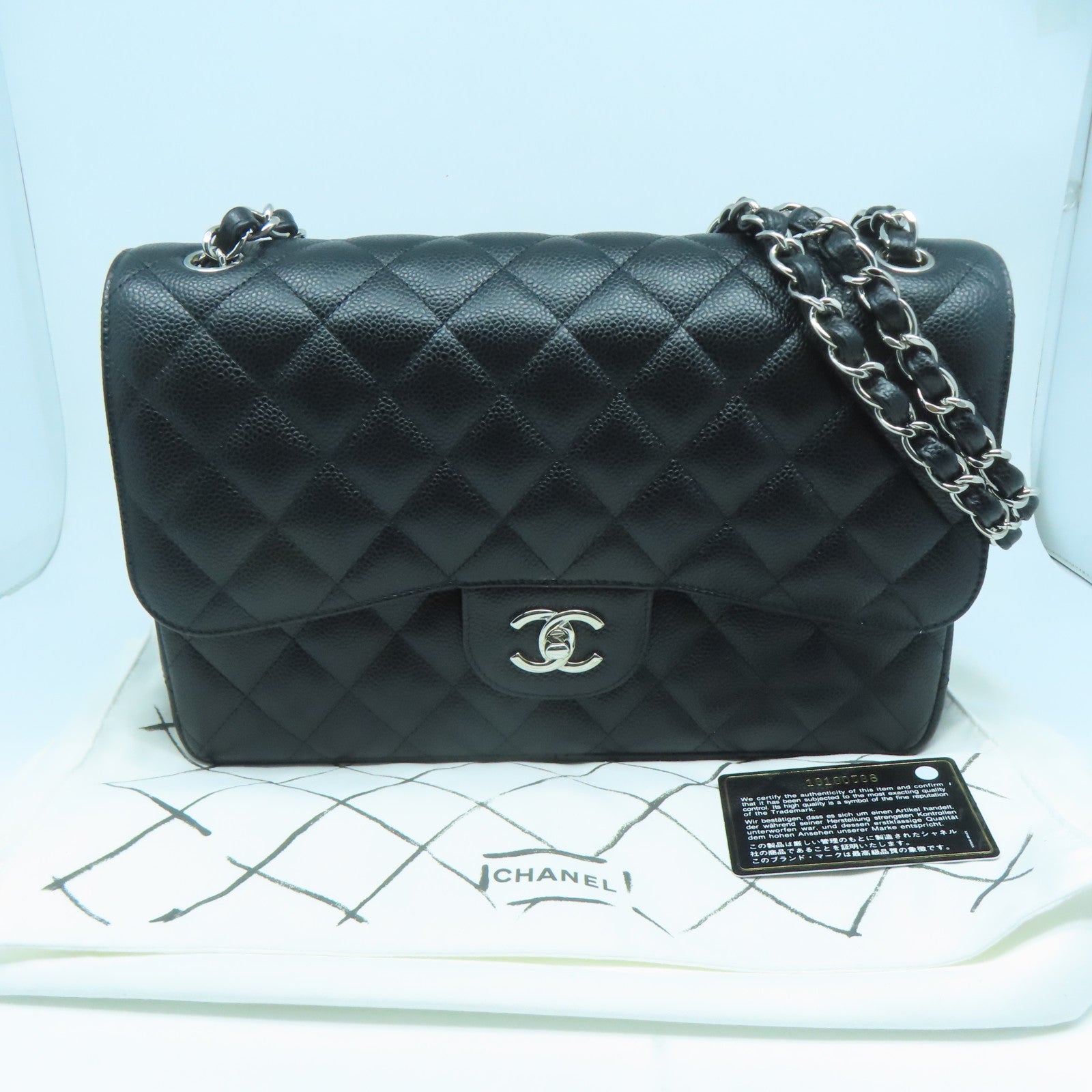 CHANEL 【激減優惠】菱格Caviar皮革Classic銀扣肩背袋黑色