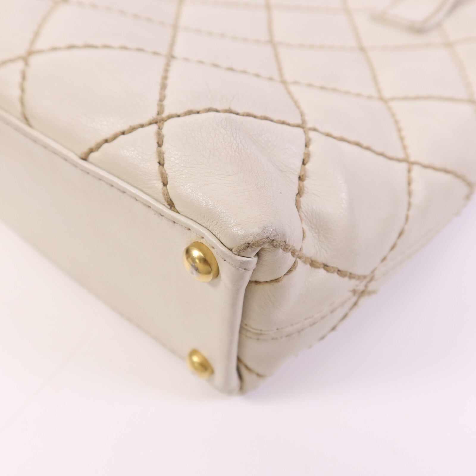CHANEL 【激減優惠】牛皮皮革 Vivian Tote金色扣手挽袋
