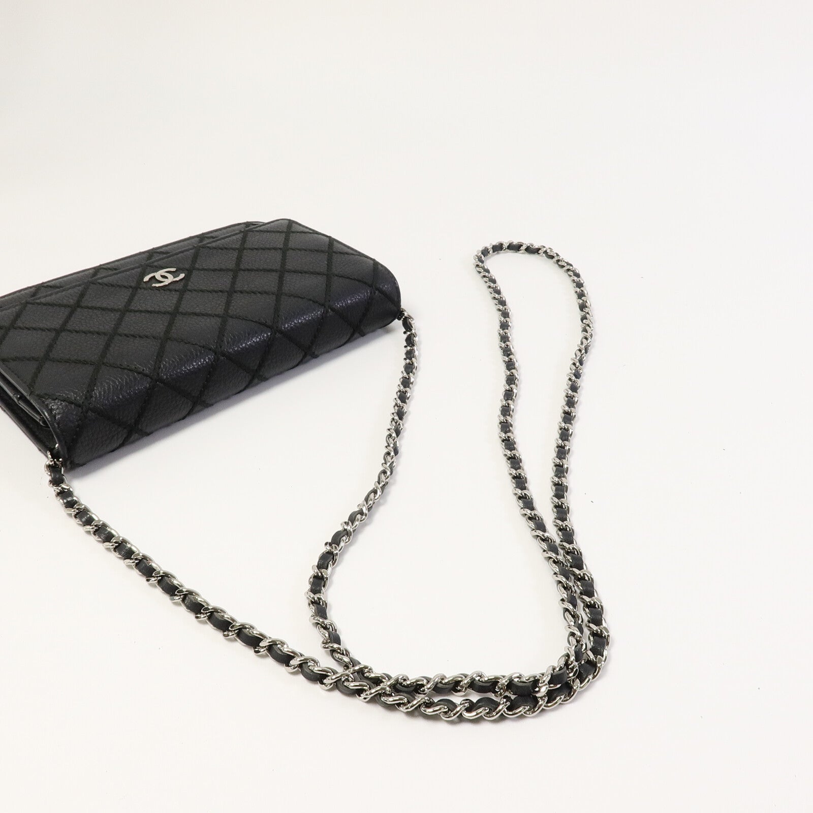 CHANEL 牛皮皮革WOC Wallet On Chain鏈帶肩背袋