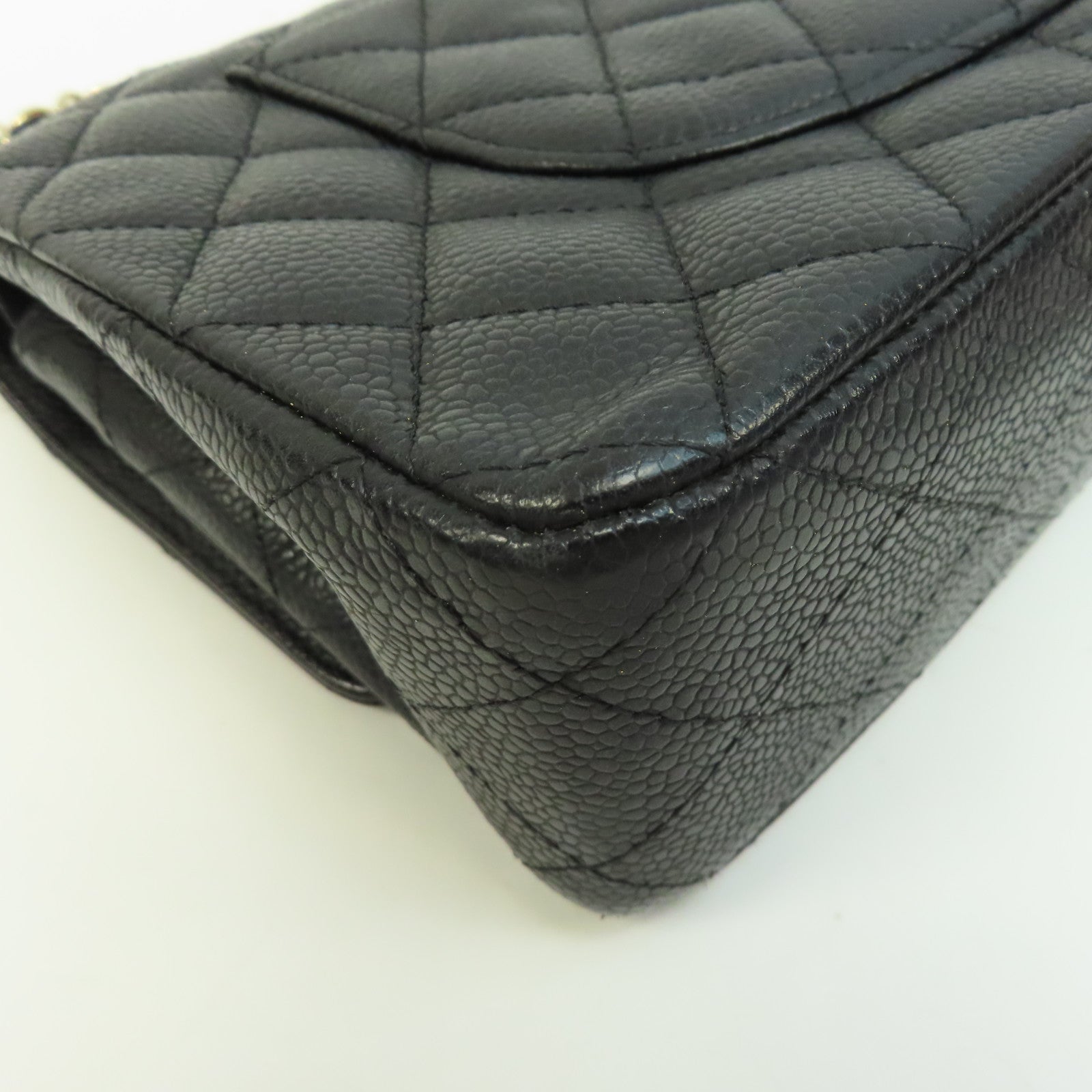 CHANEL 菱格Caviar皮革Classic 25金扣鏈帶肩背袋黑色