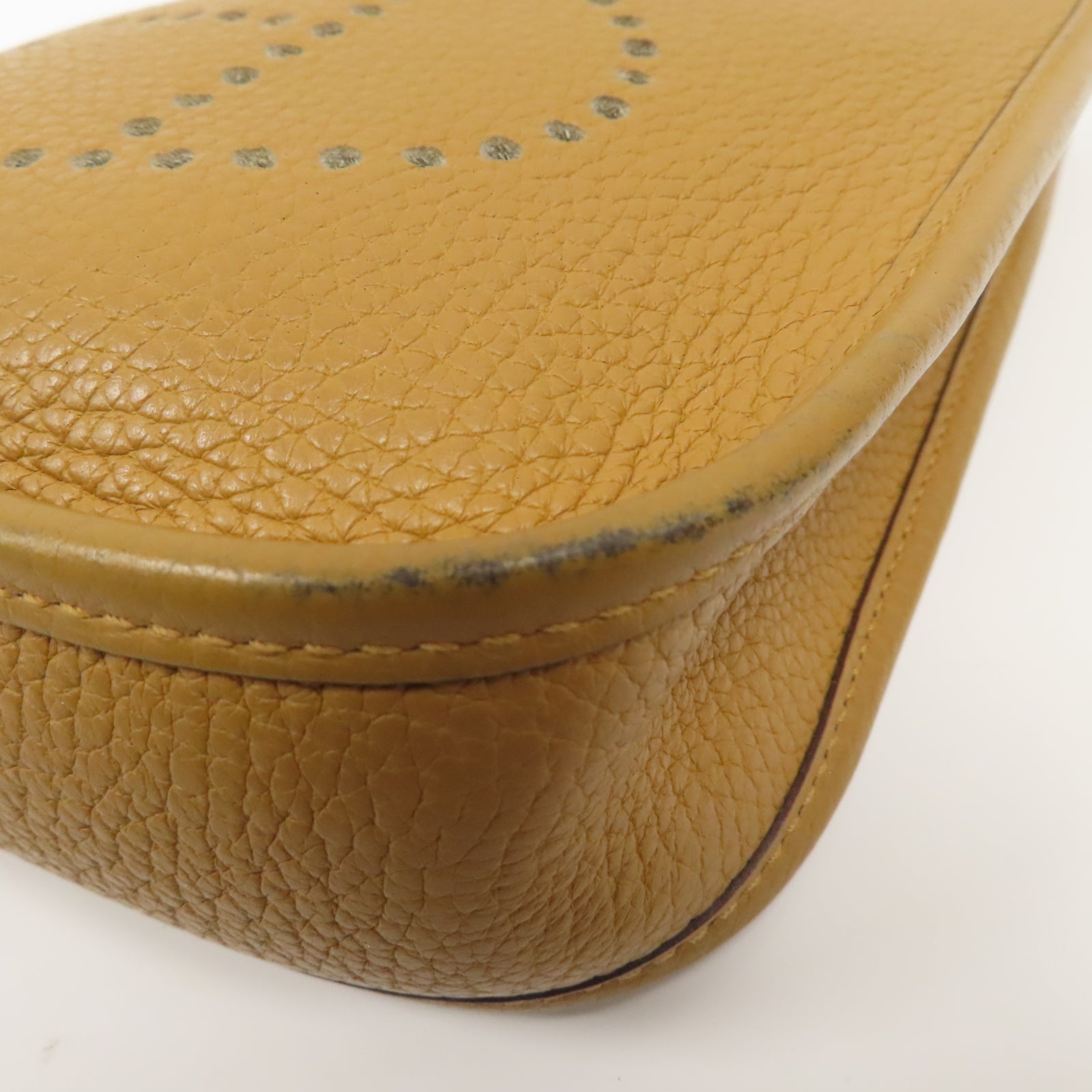 HERMES Clemence皮革Evelyne TPM銀扣肩背袋Camel駱駝色
