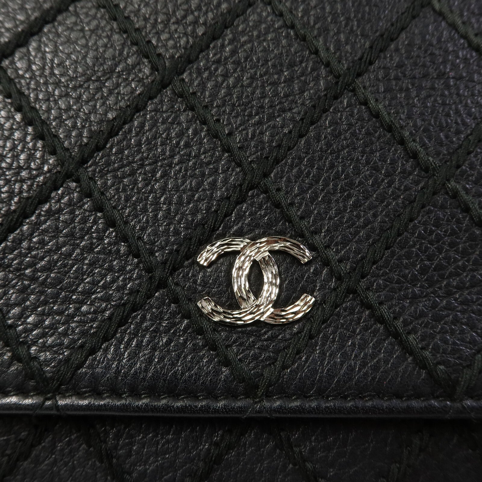 CHANEL 牛皮皮革WOC Wallet On Chain鏈帶肩背袋