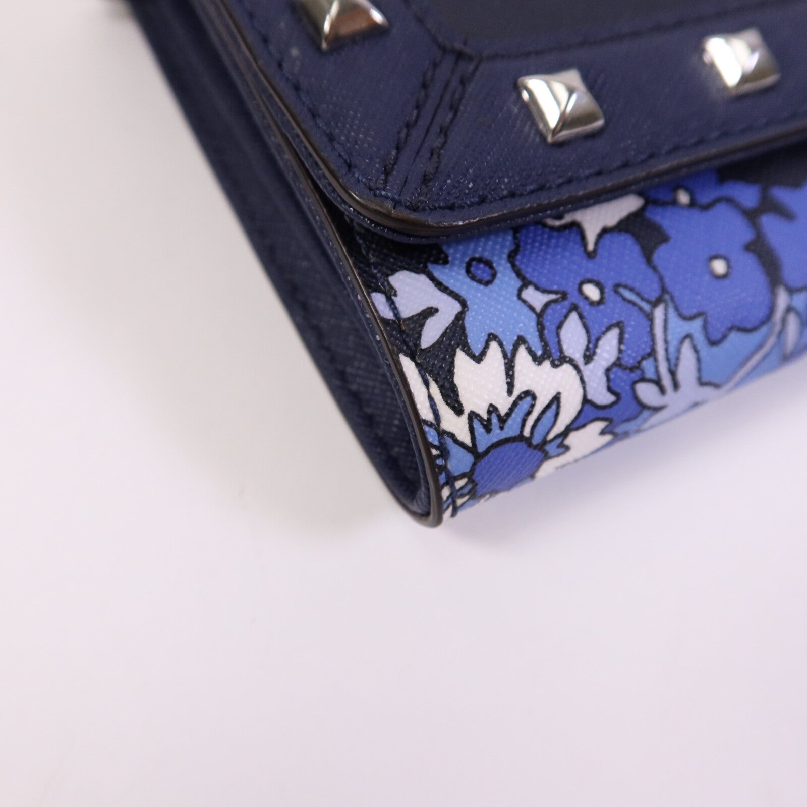 Michael Kors 塗層帆布Shoulder Bag銀扣肩背袋