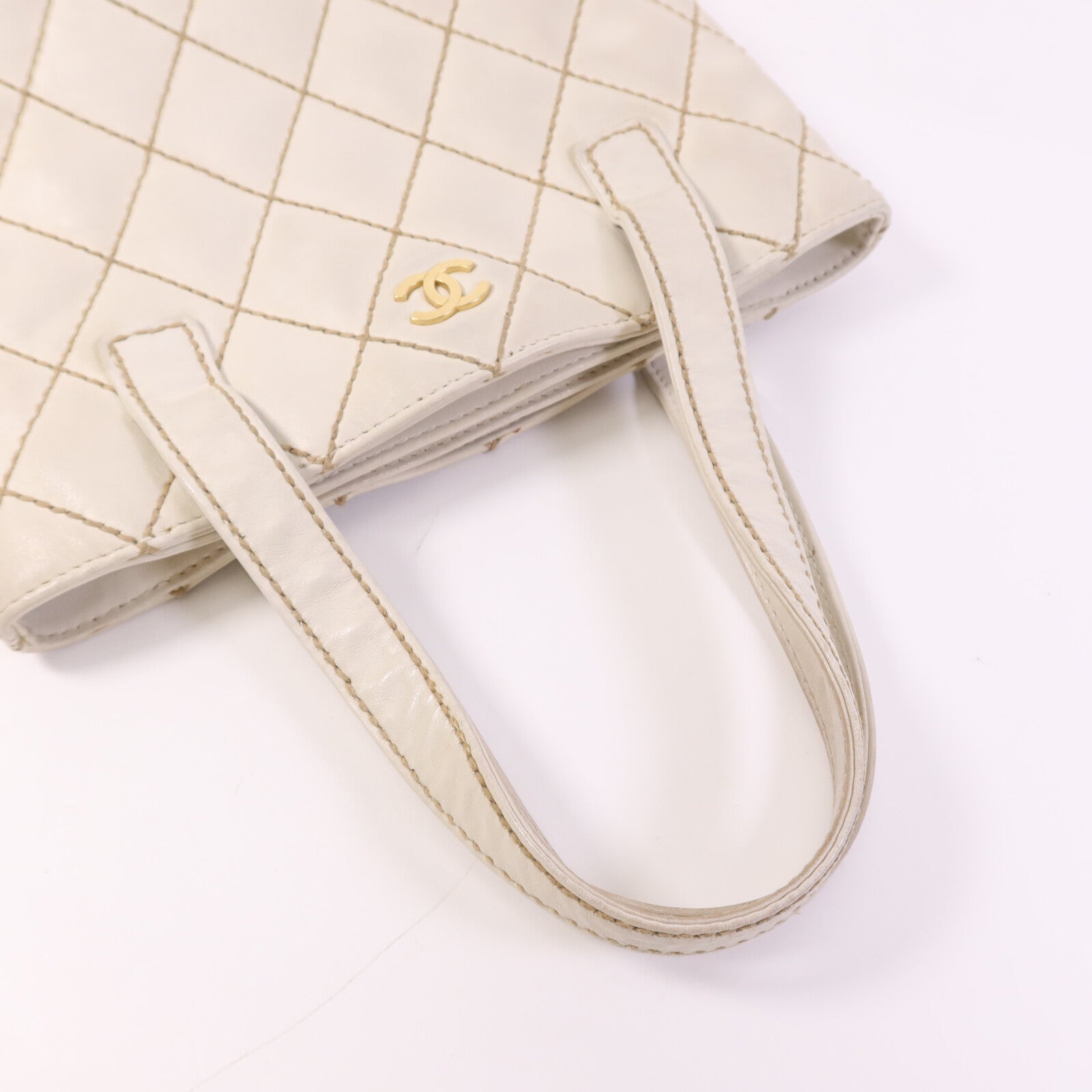 CHANEL 【激減優惠】牛皮皮革 Vivian Tote金色扣手挽袋