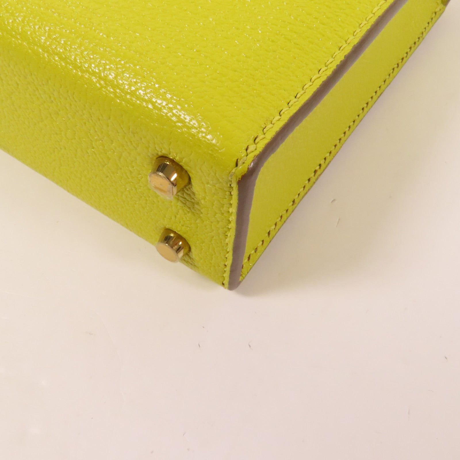 HERMES Chevre皮革Verrou Mini金扣鏈帶肩背袋Lime