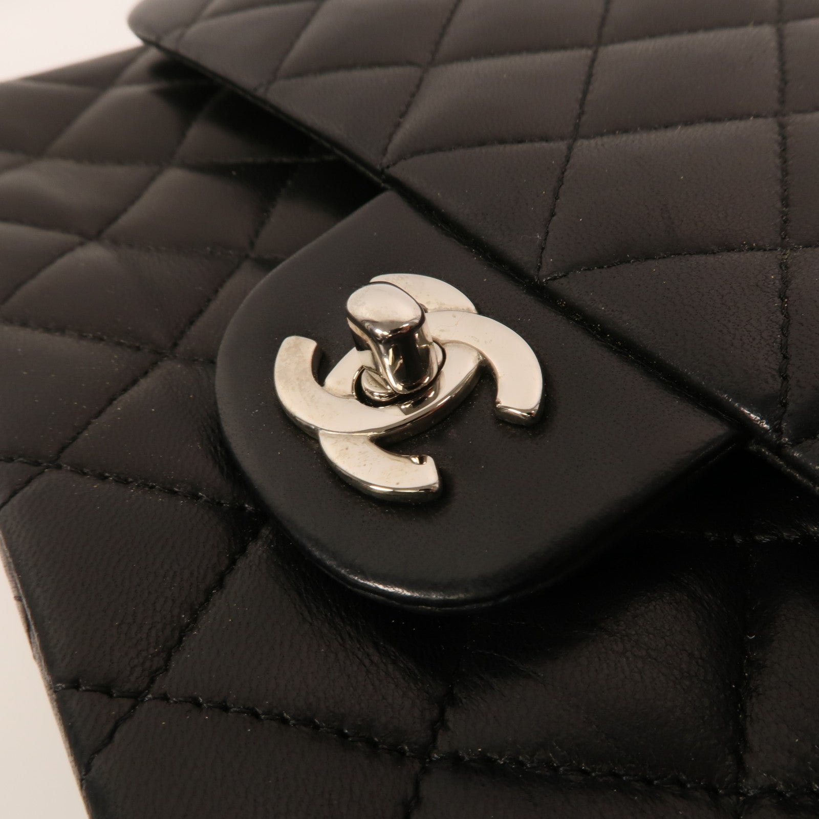 CHANEL 羊皮皮革Classic 25銀扣鏈帶肩背袋
