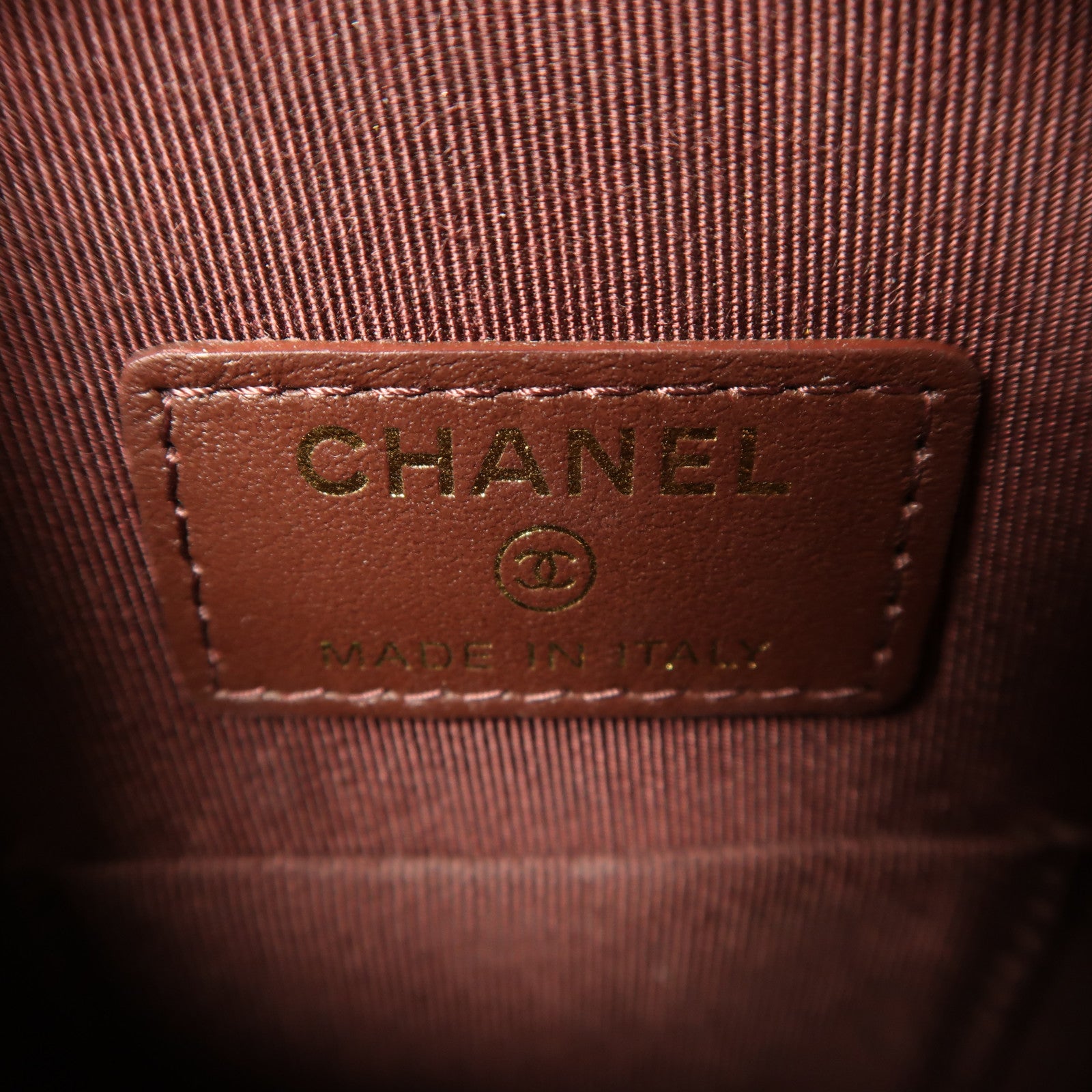 CHANEL 牛皮皮革Chain Shoulder金扣鏈帶肩背袋