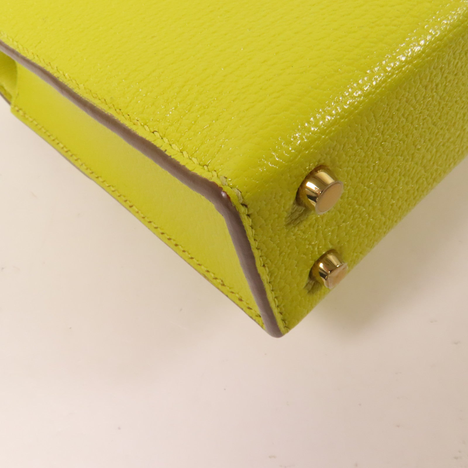 HERMES Chevre皮革Verrou Mini金扣鏈帶肩背袋Lime