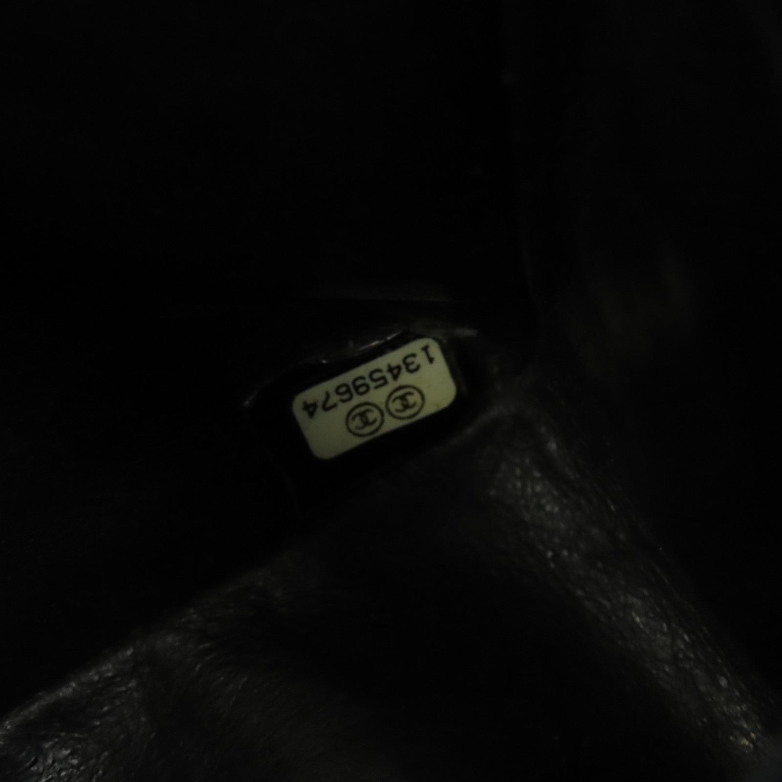 CHANEL 菱格Caviar皮革Classic 25金扣鏈帶肩背袋黑色