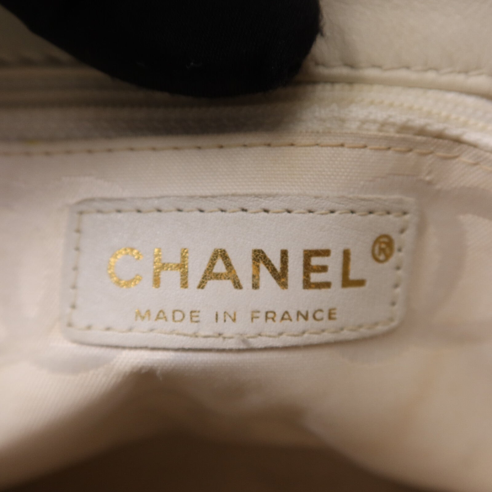 CHANEL 【激減優惠】牛皮皮革 Vivian Tote金色扣手挽袋