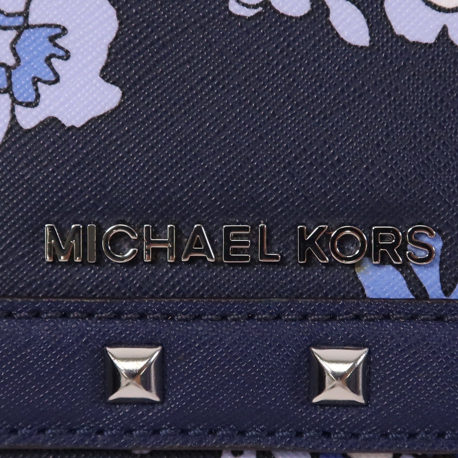 Michael Kors 塗層帆布Shoulder Bag銀扣肩背袋