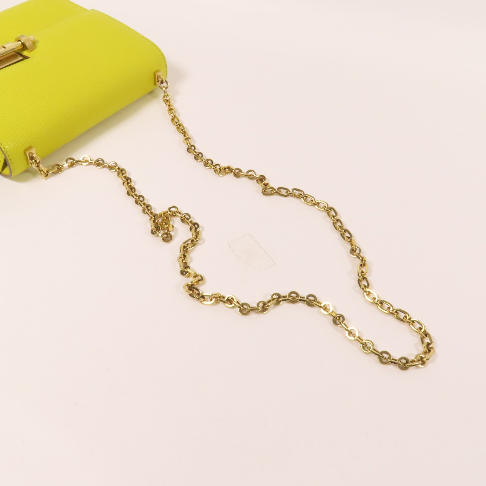 HERMES Chevre皮革Verrou Mini金扣鏈帶肩背袋Lime
