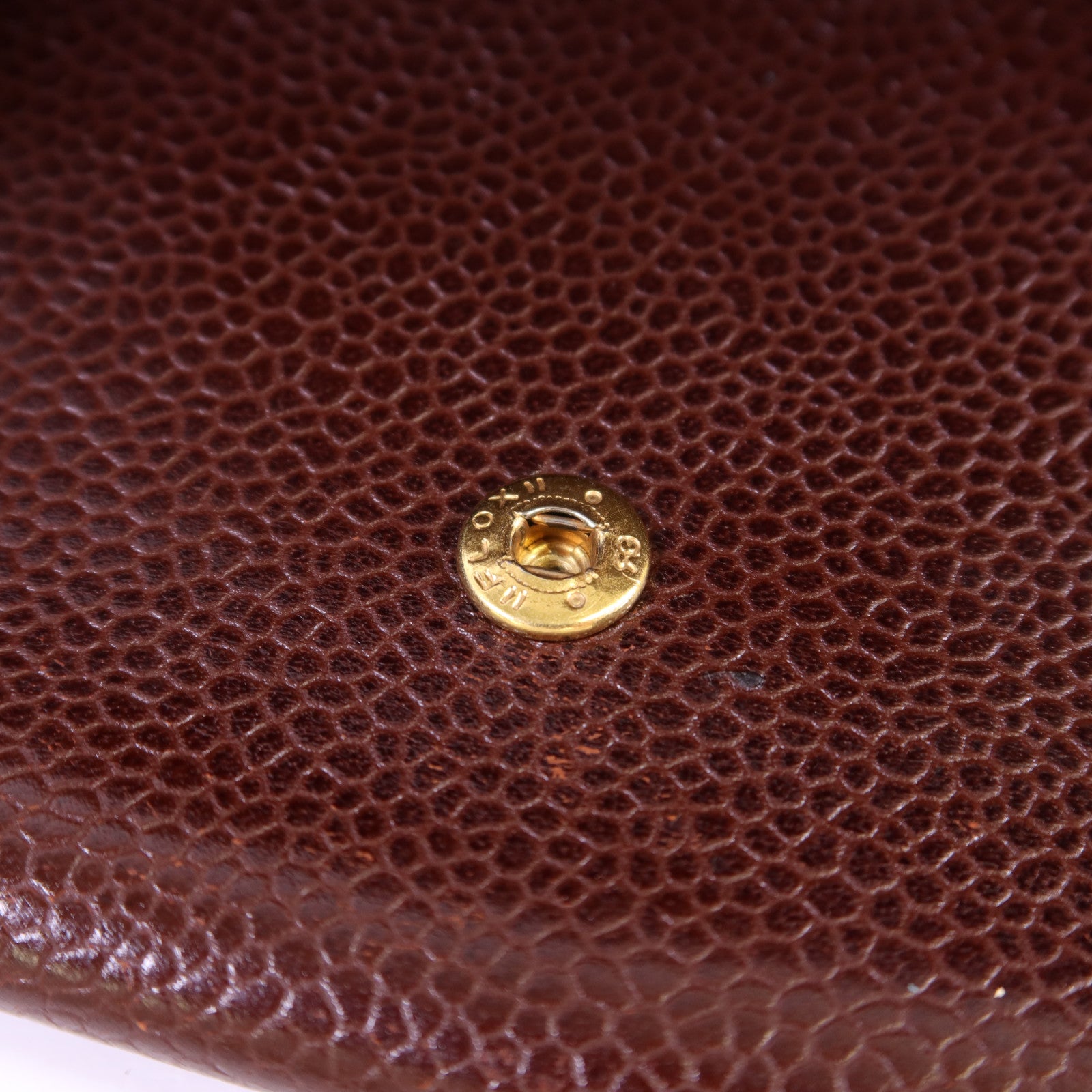 CHANEL 牛皮皮革Bifold Wallet金扣錢包