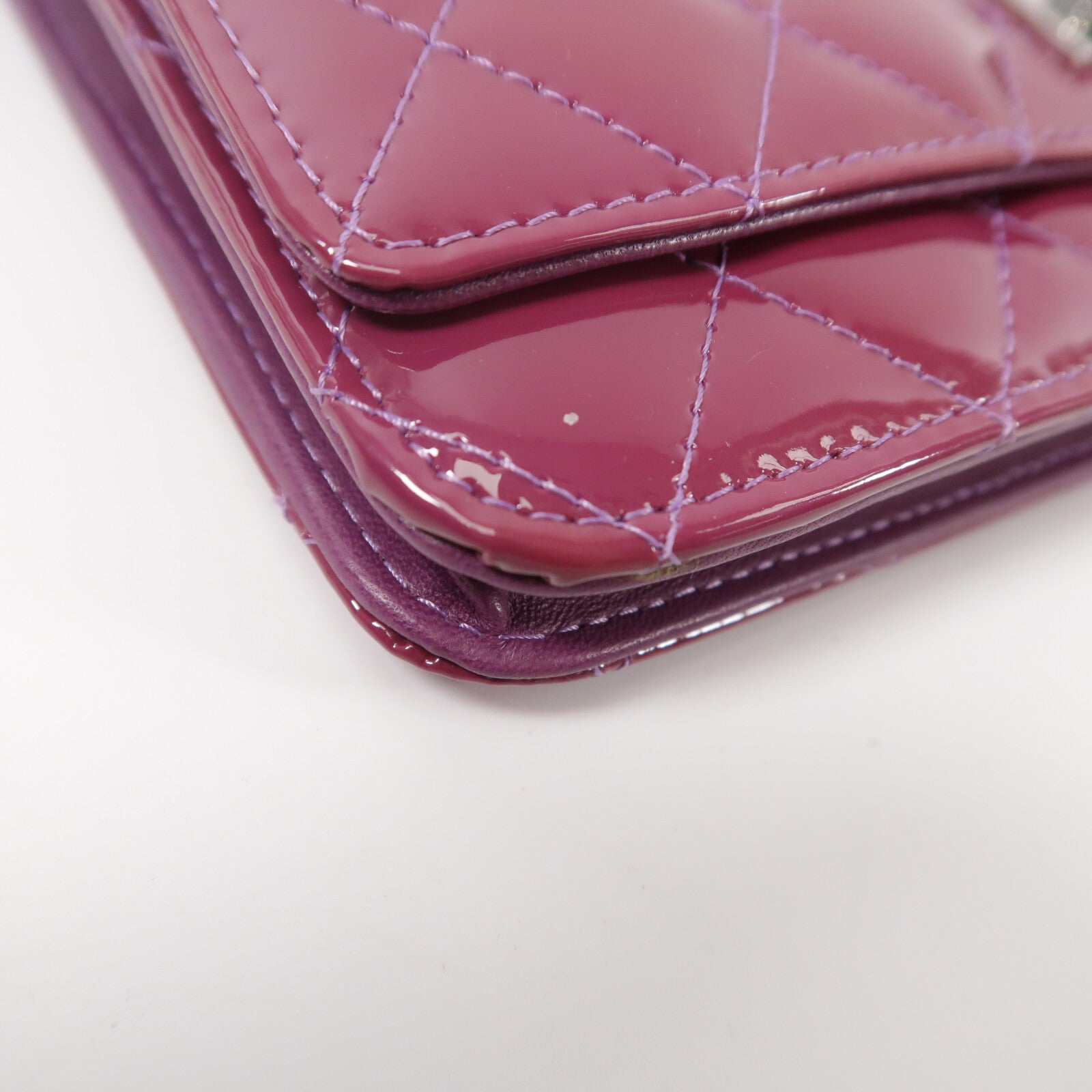 CHANEL 漆皮皮革2.55 Wallet On Chain鏈帶肩背袋