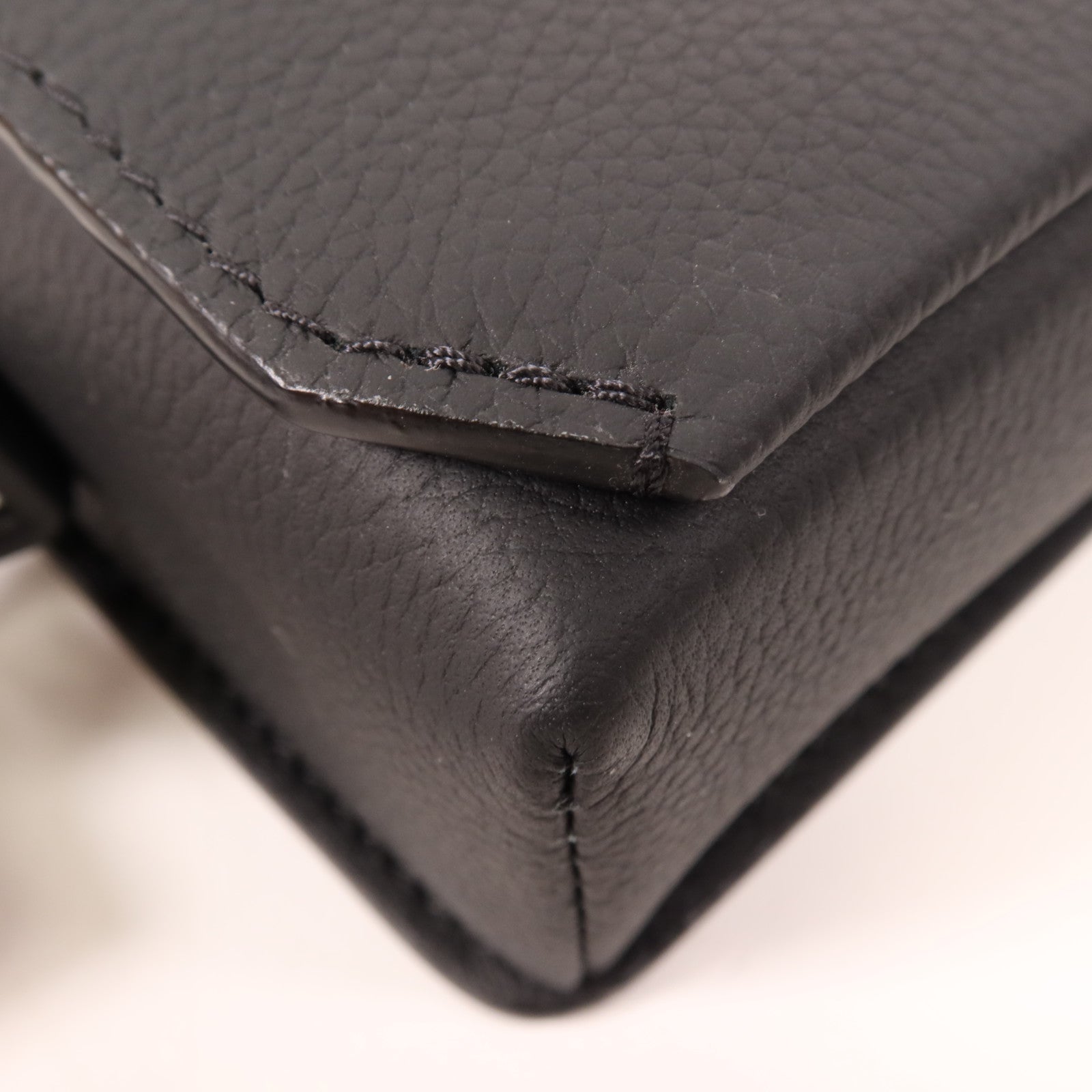 LOUIS VUITTON Aerogram Fastline肩背袋