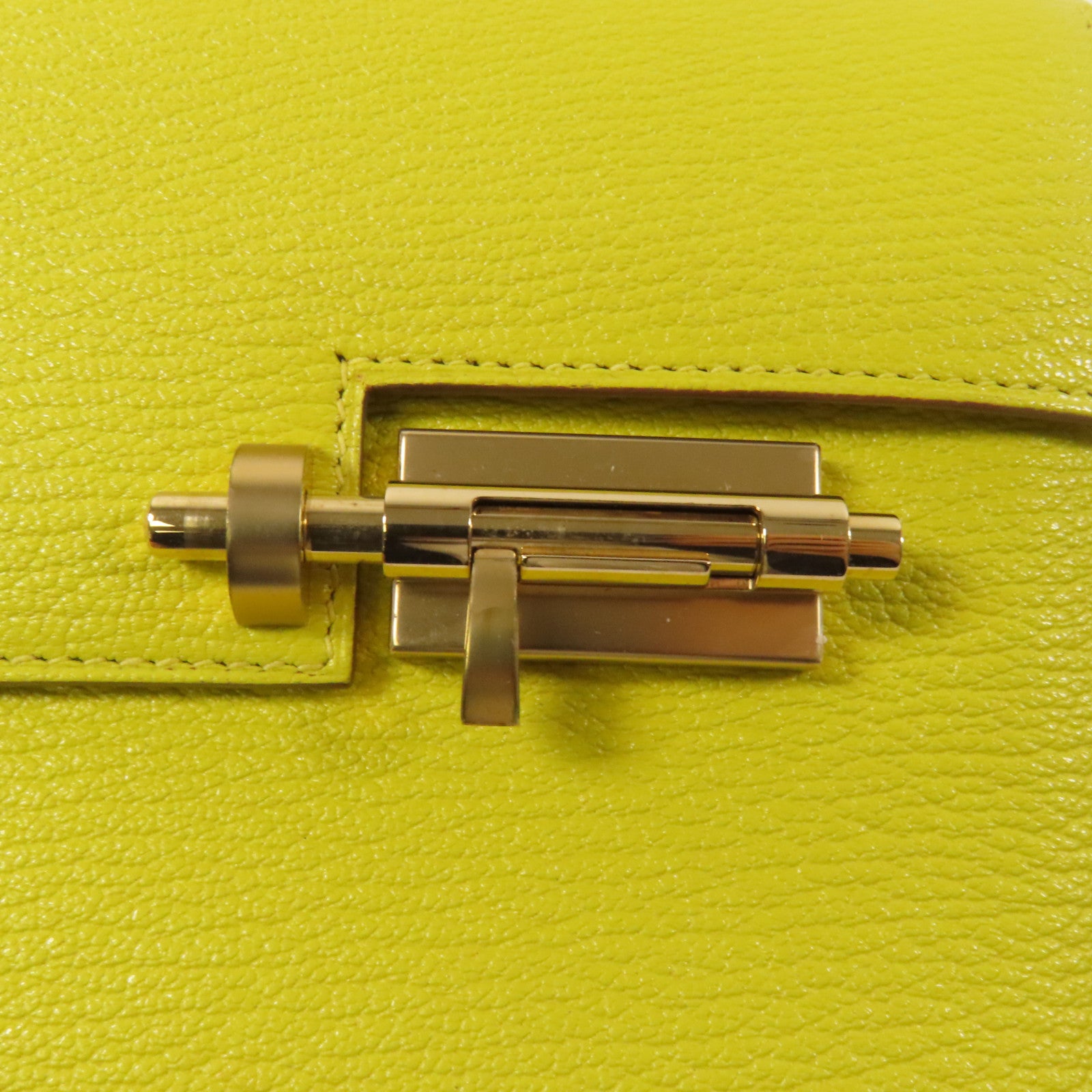 HERMES Chevre皮革Verrou Mini金扣鏈帶肩背袋Lime