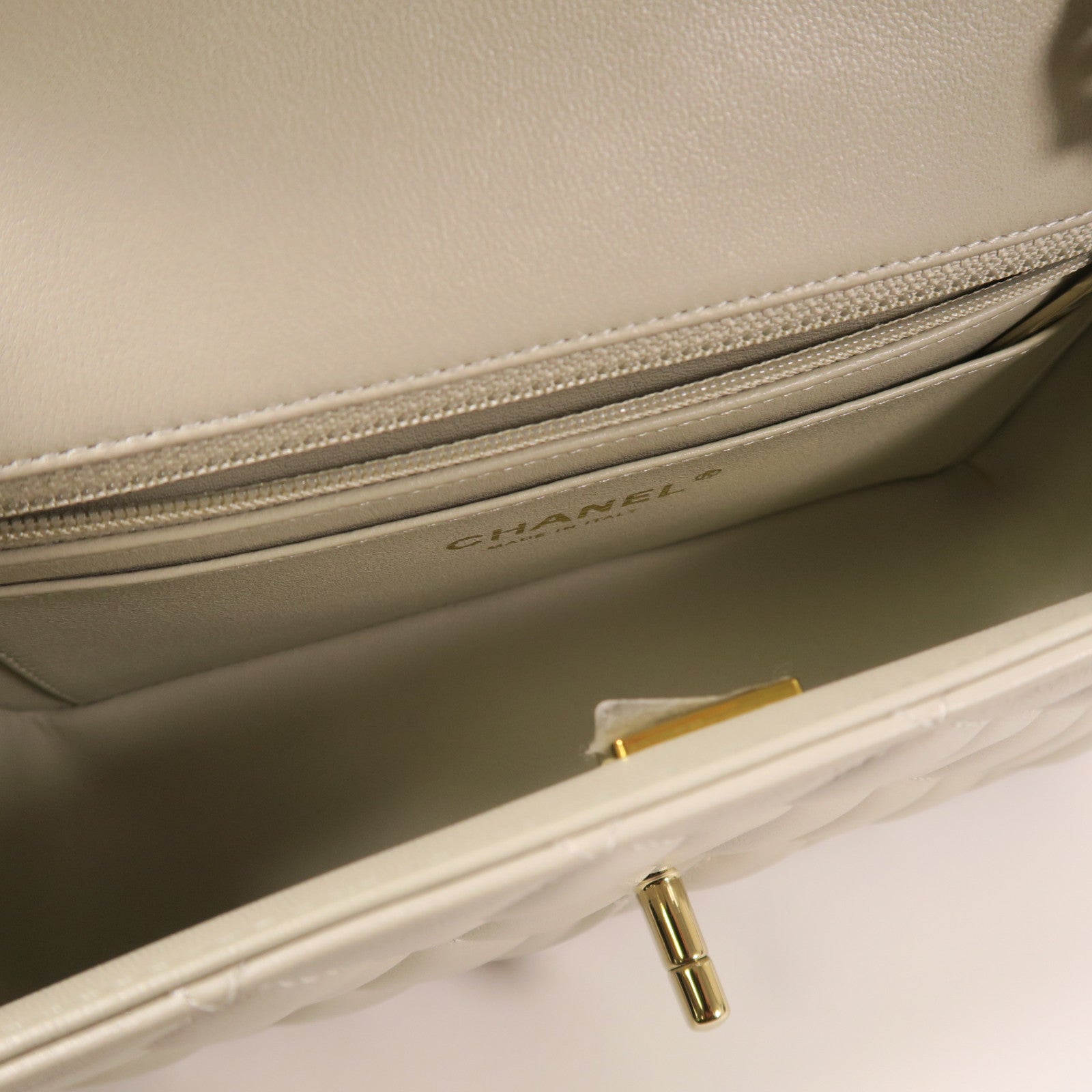 CHANEL 羊皮皮革Mini Classic 20金扣鏈帶肩背袋