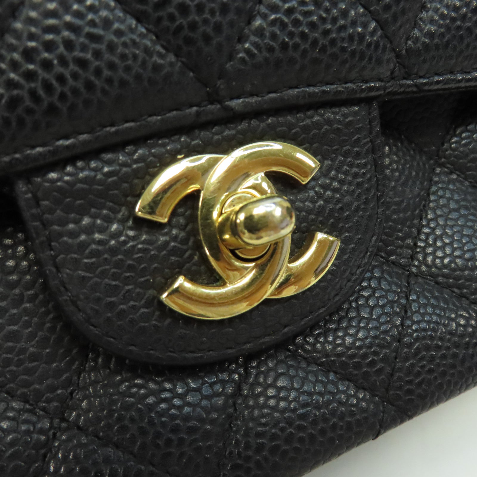 CHANEL 菱格Caviar皮革Classic 25金扣鏈帶肩背袋黑色
