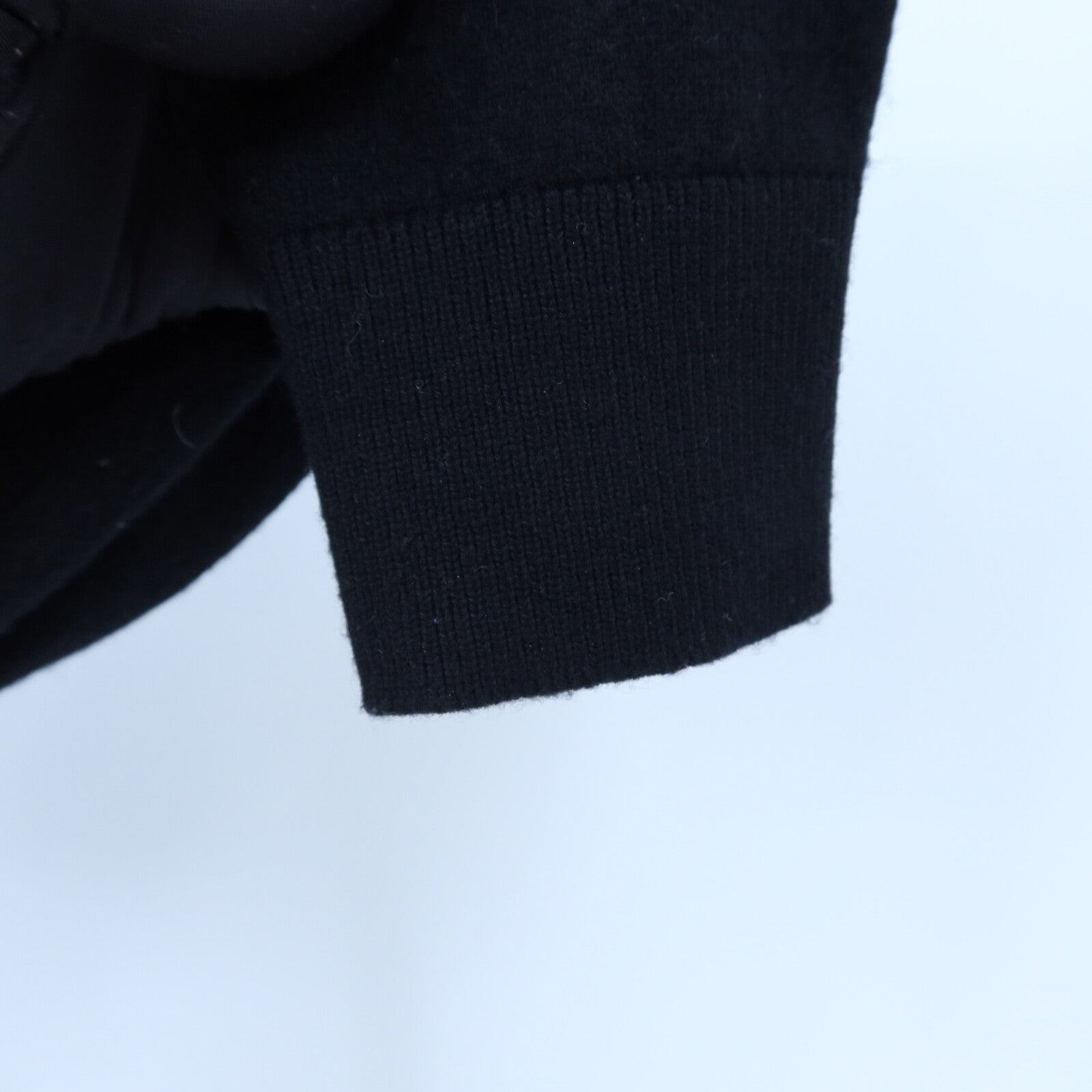 CHANEL Cashmere Coco Mark 20K Knit Sweater針織