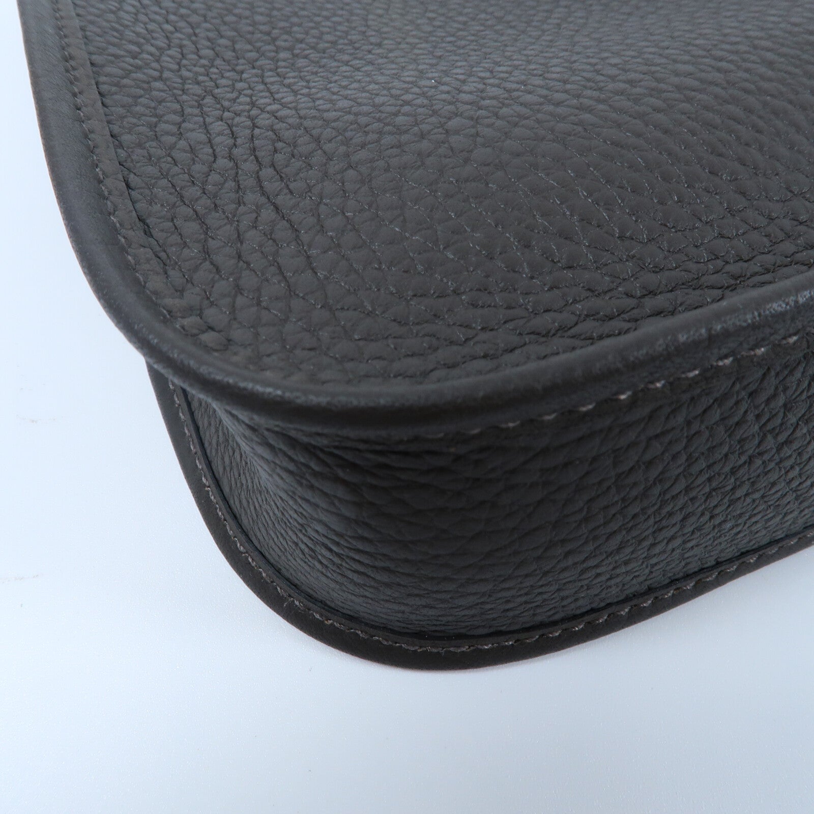 HERMES Clemence皮革Evelyne TPM肩背袋Ebene
