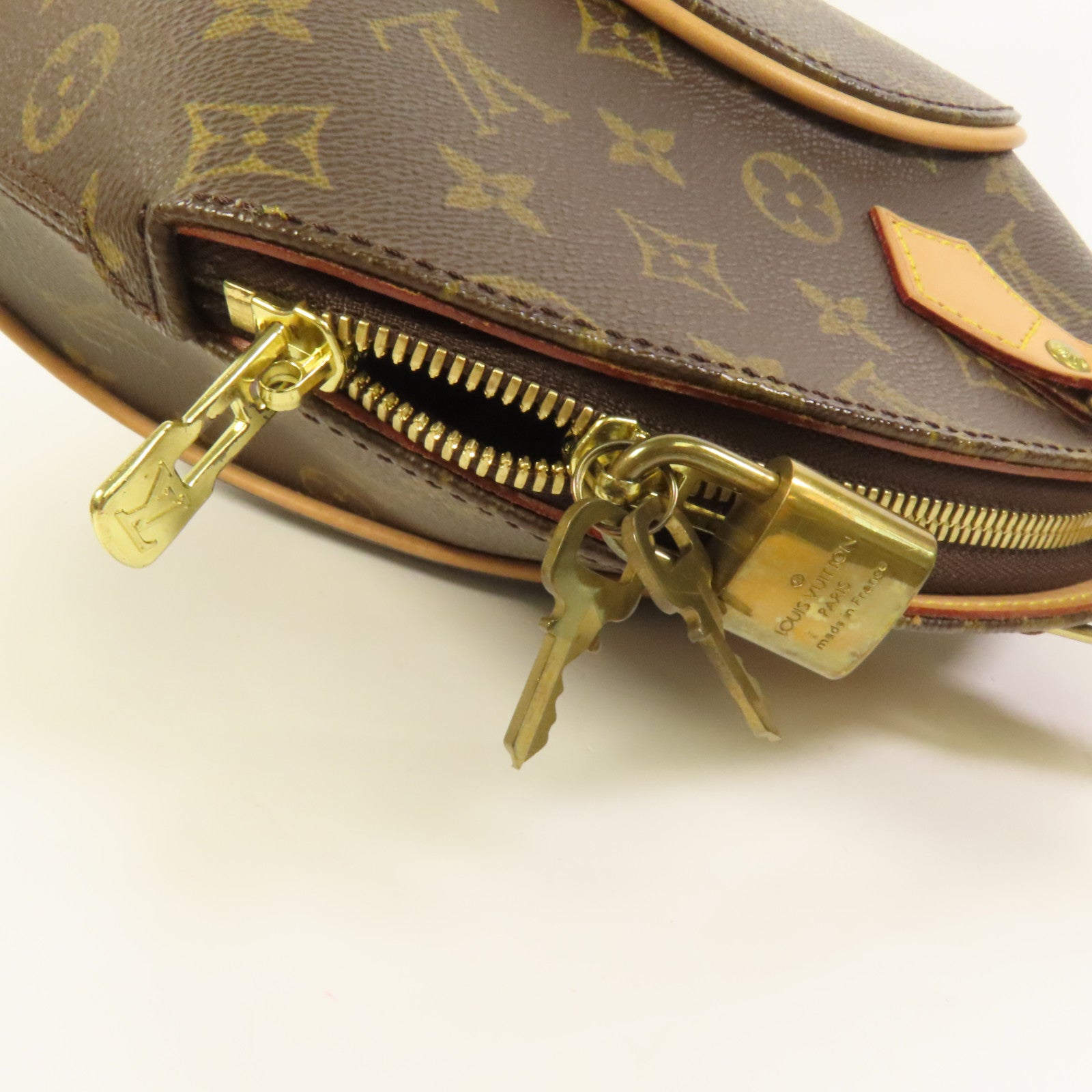 LOUIS VUITTON Monogram Elipse PM金扣手挽袋