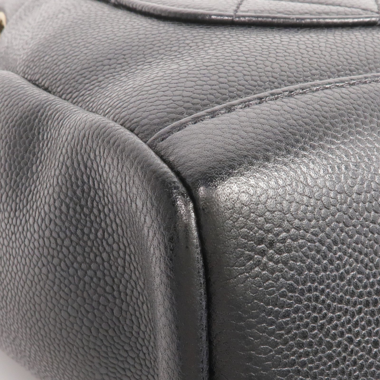 CHANEL 牛皮皮革Materasse Shoulder Bag金扣鏈帶肩背袋