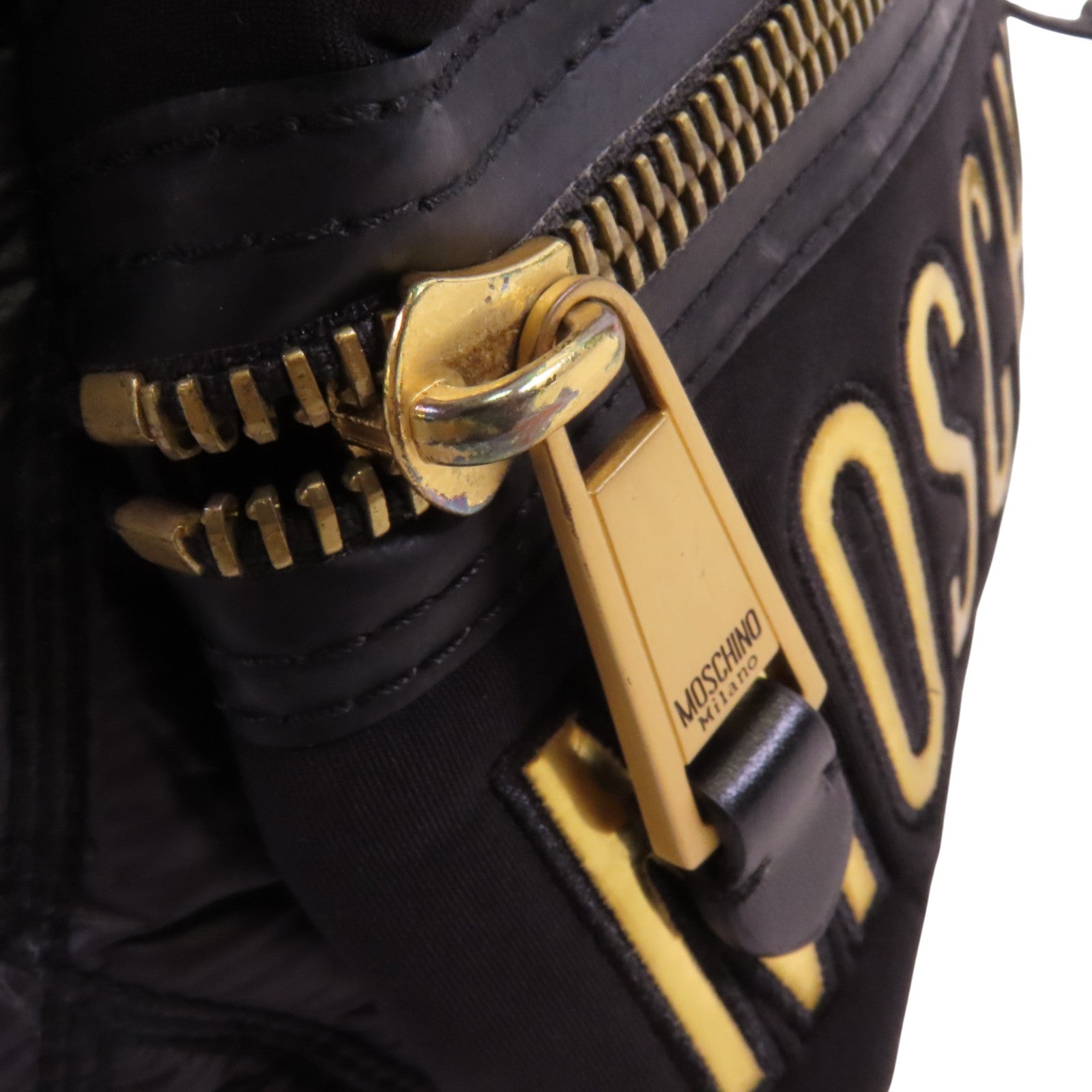 MOSCHINO 尼龍Backpack金扣背包