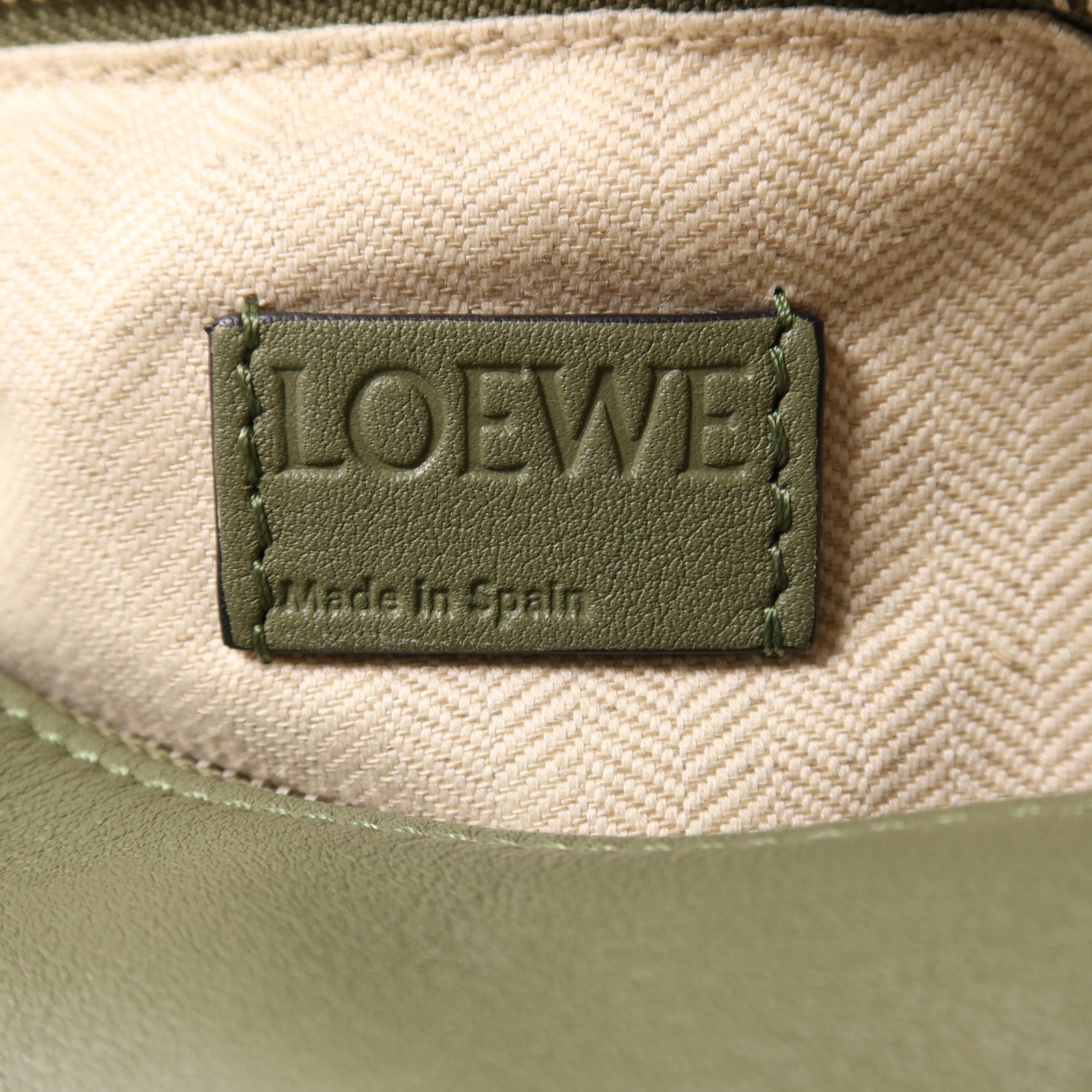 LOEWE 牛皮皮革Small Puzzle Bag銀扣手挽肩背兩用袋