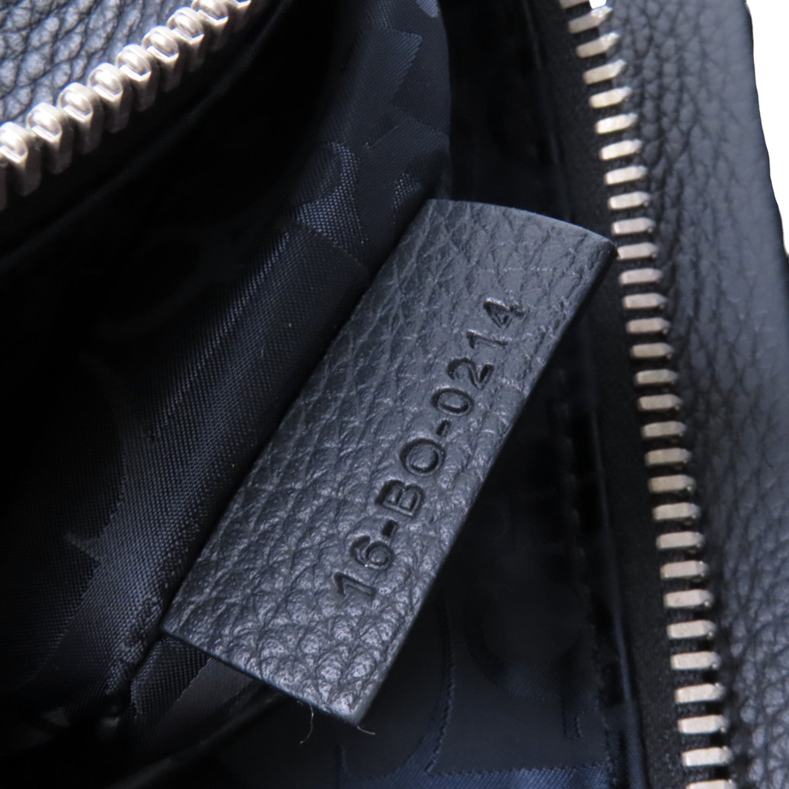 Dior 牛皮皮革Saddle Bag銀扣肩背袋